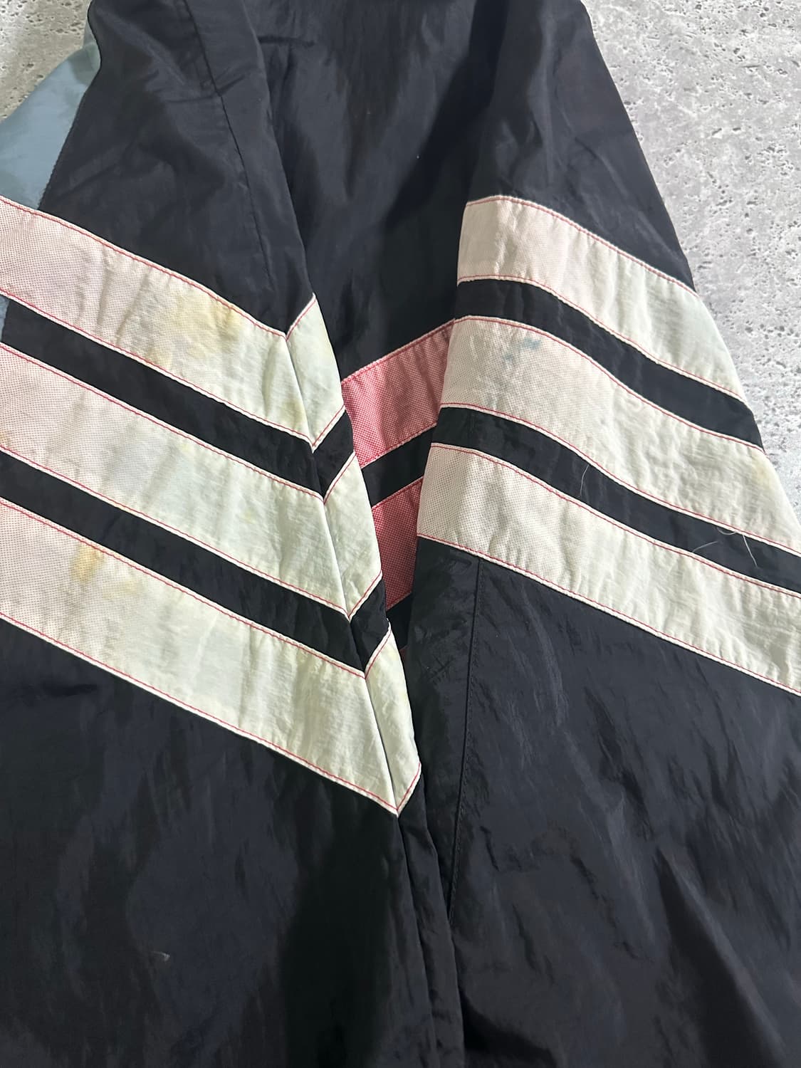 80-90s 아디다스 쉐브론 V라인 패치 바람막이 상품이미지7