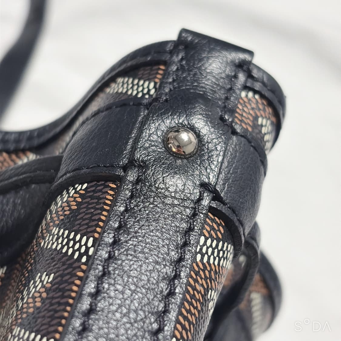 고야드 쁘띠 플로 버킷백 상품이미지7