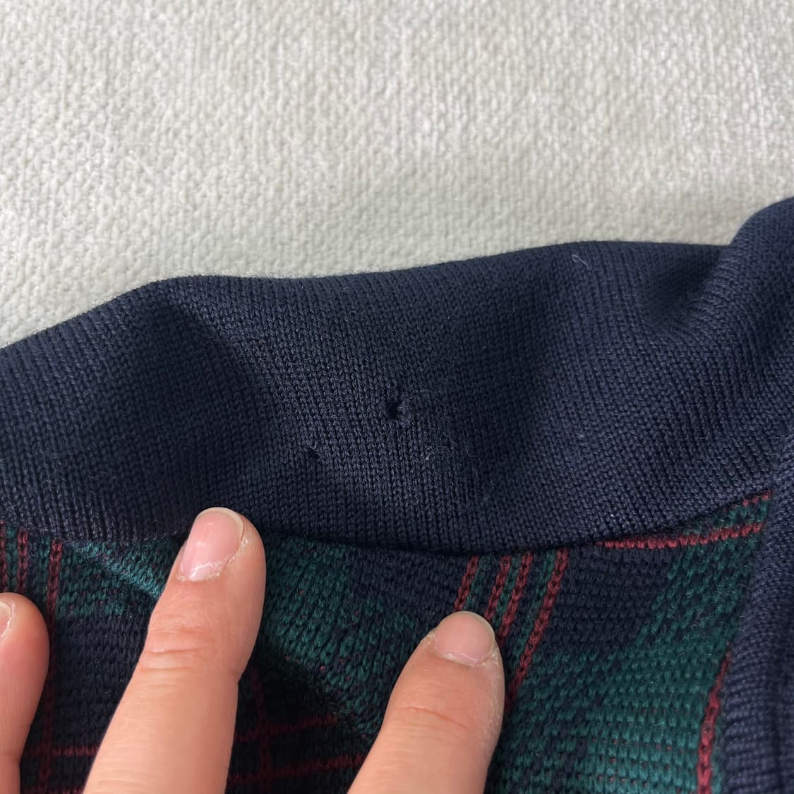 100 입생로랑 93s 아카이브 체크 가디건 상품이미지5