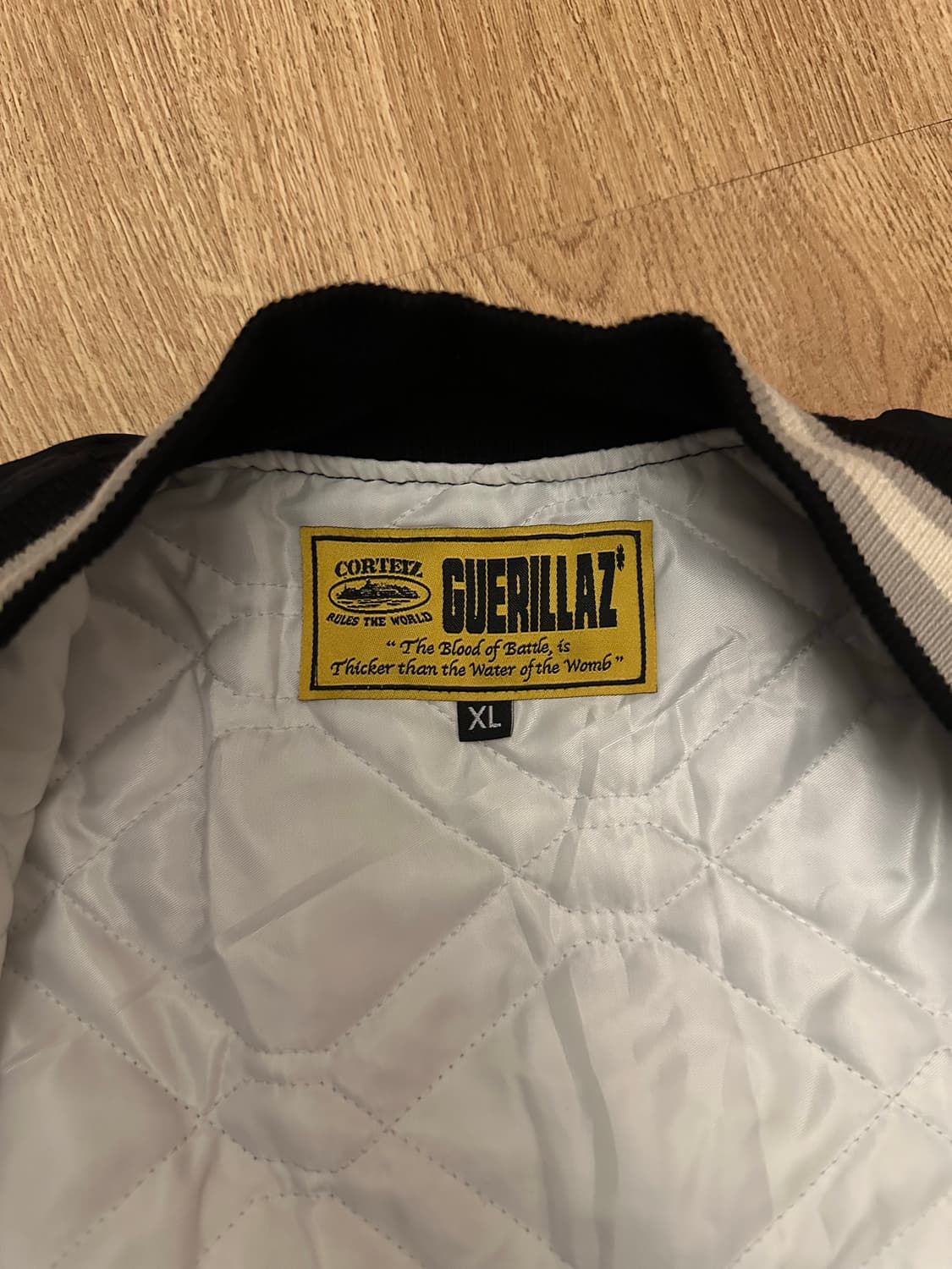 코르테이즈 봄버 자켓 CORTEIZ STADIUM JACKET  상품이미지8