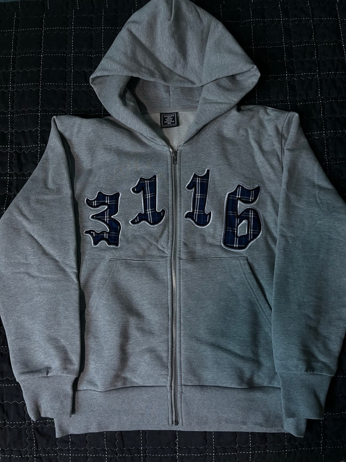 adwysd 후드 집업 상품이미지1