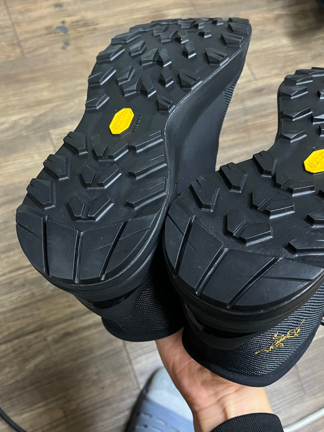 미착용 신품 아크테릭스 코펙 미드 275 판매합니다 상품이미지2