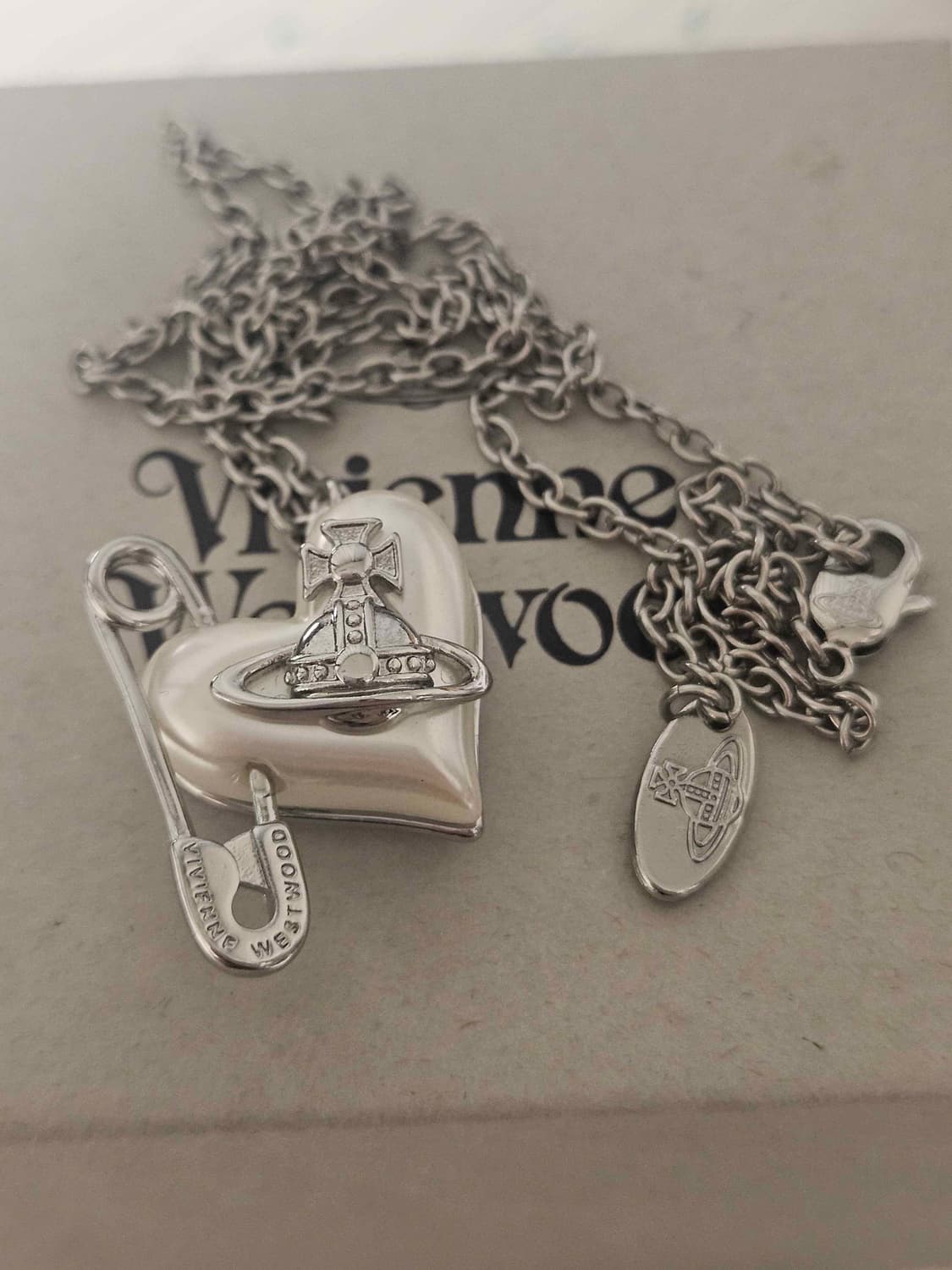 Vivienne Westwood heart necklace 상품이미지1