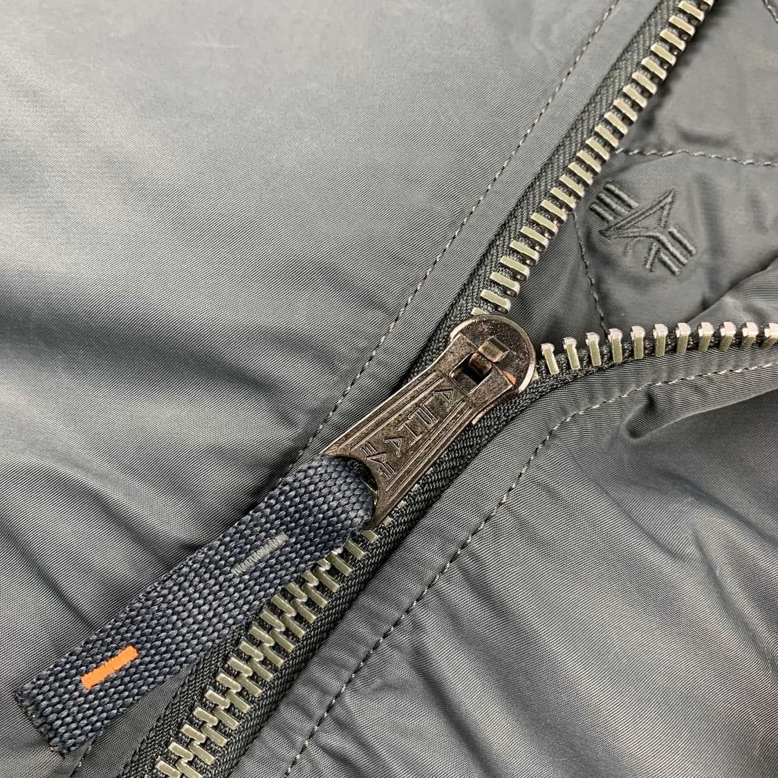 알파인더스트리 ma-1 항공점퍼 건메탈 상품이미지4