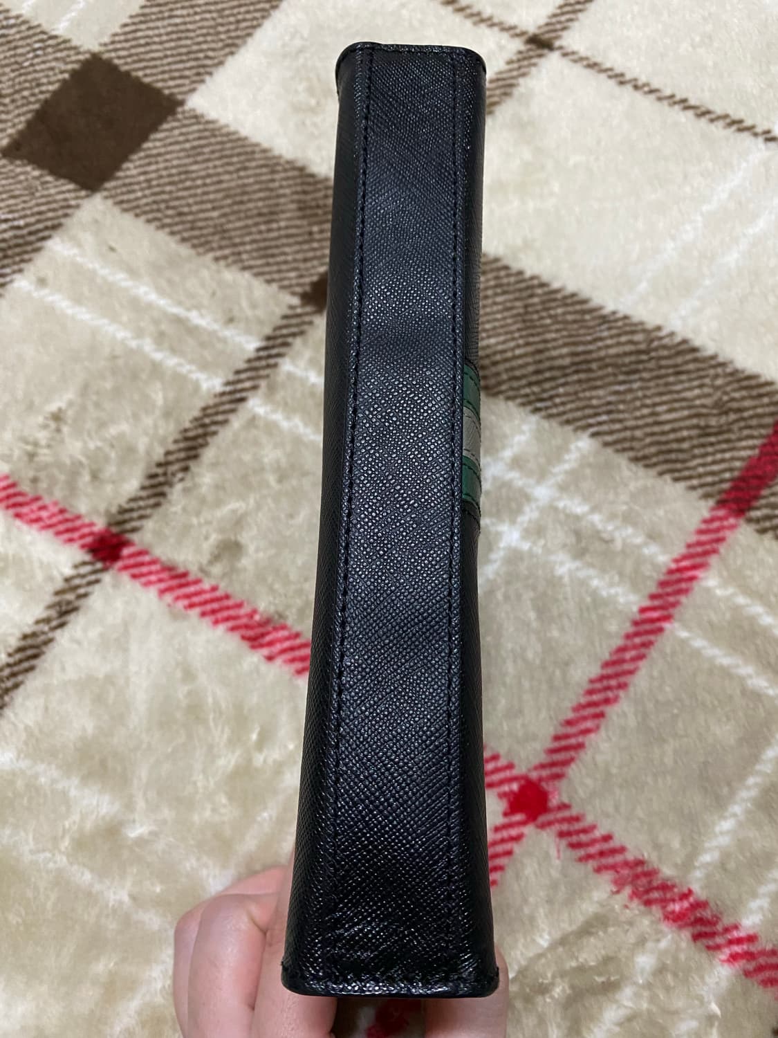 프라다 사피아노 가죽 클러치백 블랙 (정품) 상품이미지10