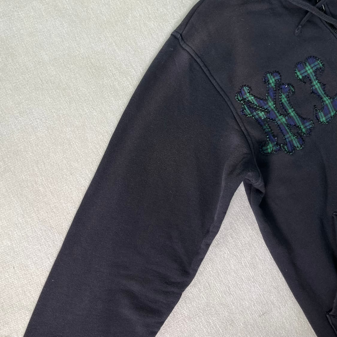 100 스투시 어센틱 올드스쿨 스펠로고 후드집업 상품이미지6