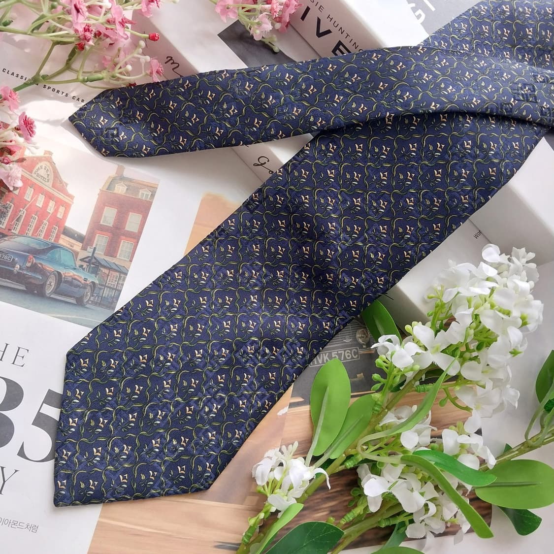 지방시 실크 네이비 빅로고 패턴 넥타이 9.7cm A+등급 K2452
 상품이미지2