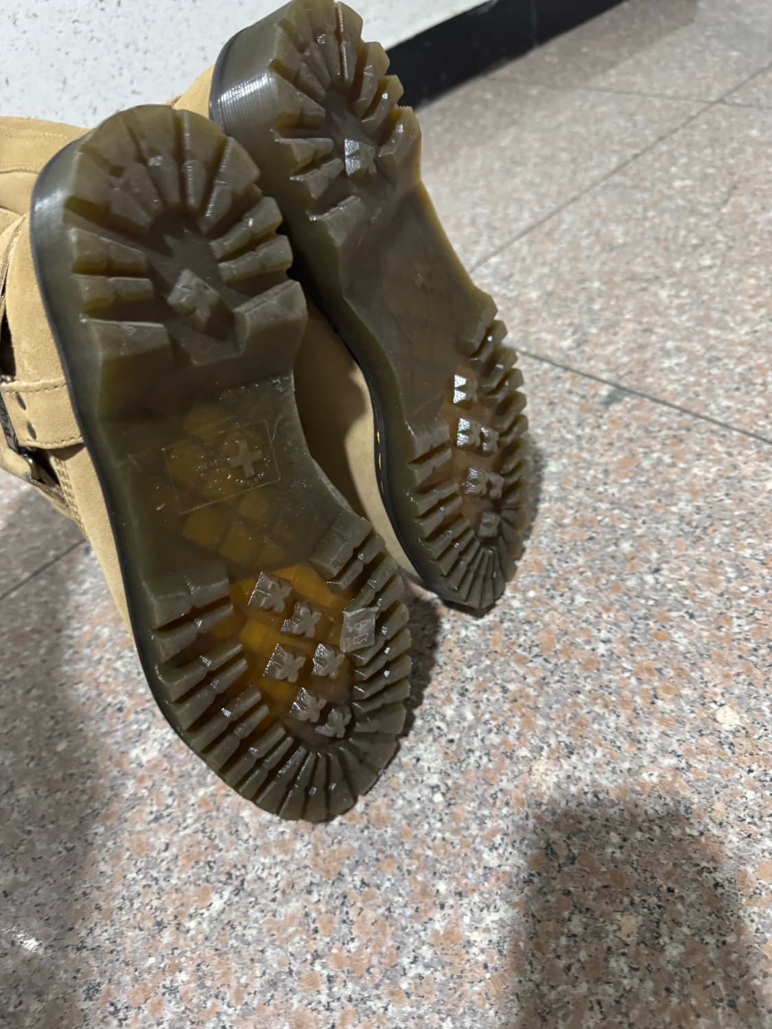 닥터마틴 애니스톤 하이 바이커 부츠 상품이미지5