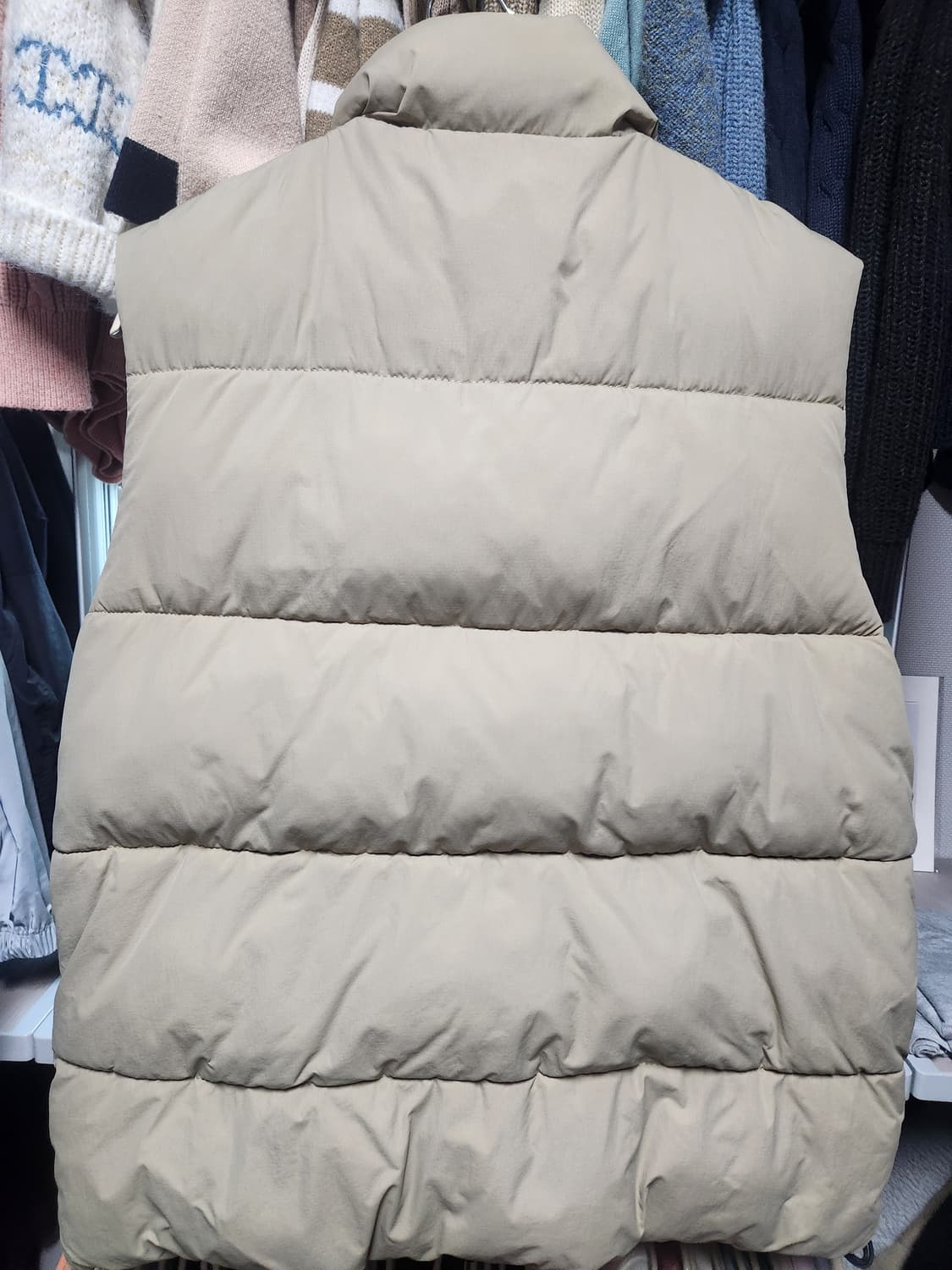 칼하트 조끼패딩 판매합니다 상품이미지2