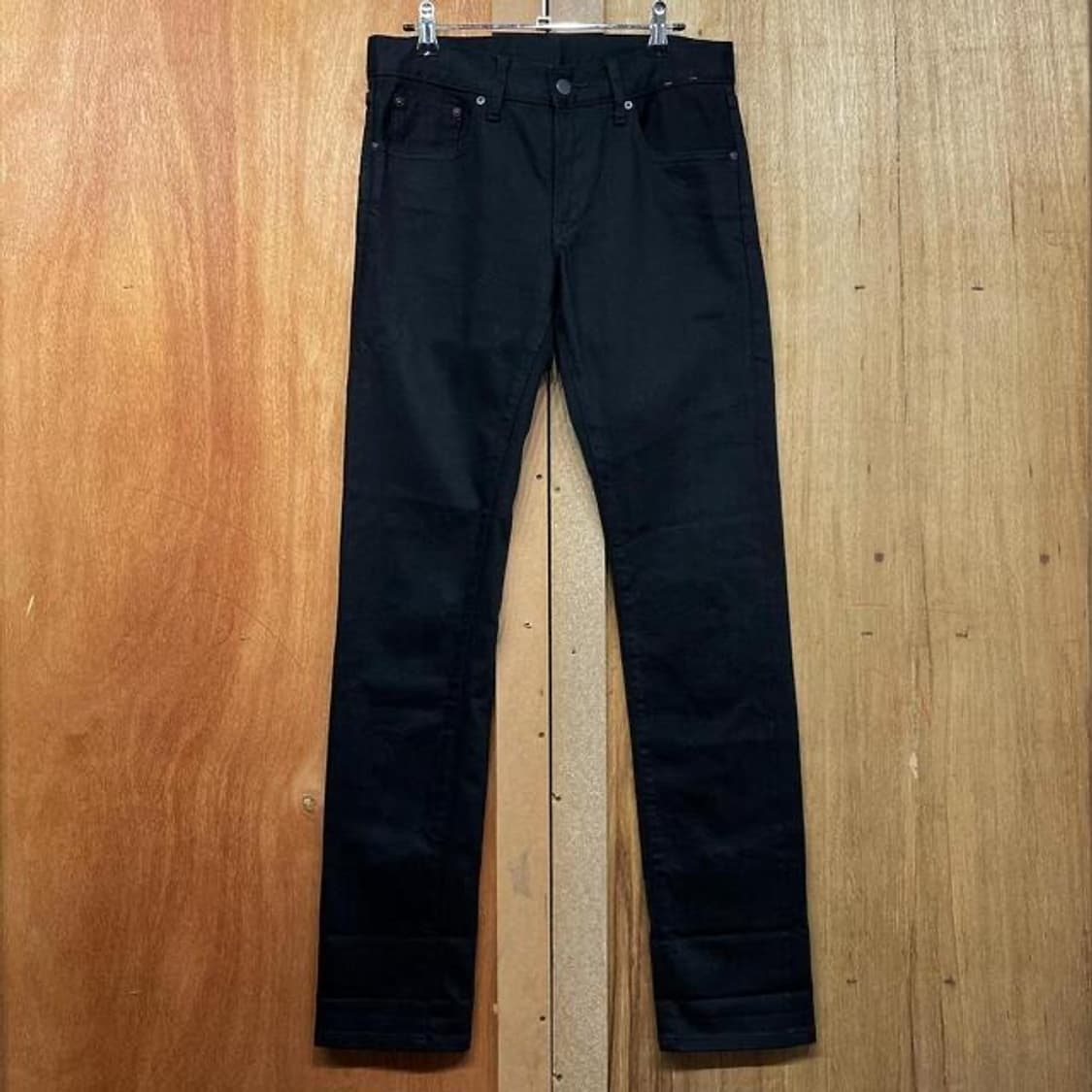 30) 유니클로 셀비지 블랙진 상품이미지1