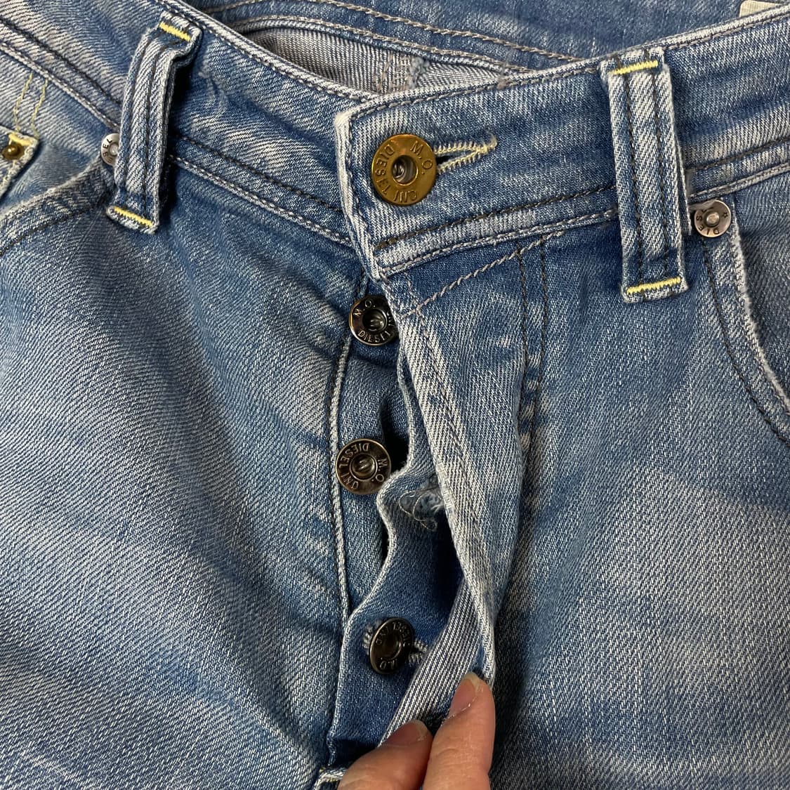 (30) 디젤 연청 워싱 버튼플라이 데님 팬츠 상품이미지5