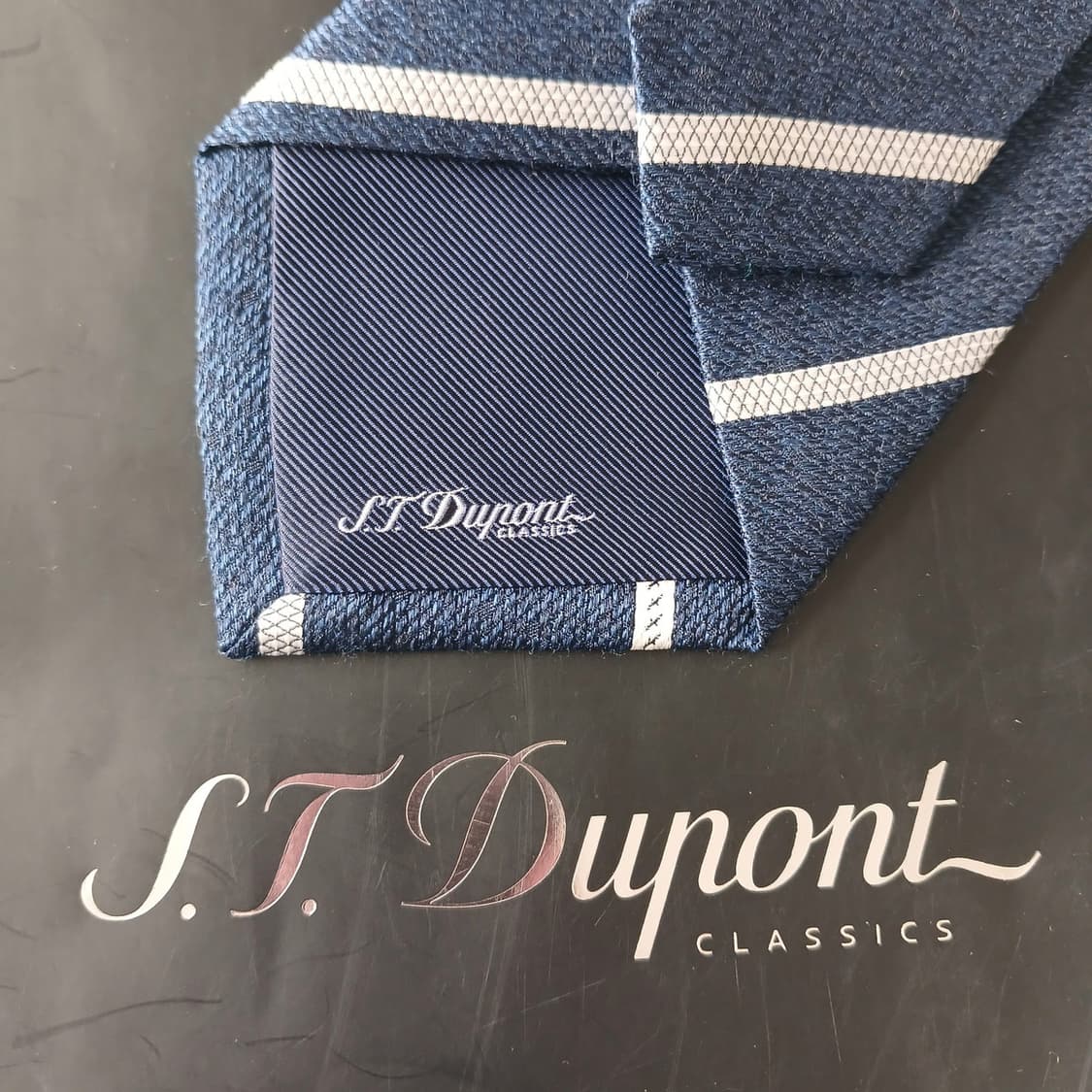 듀퐁 실크 네이비 스트라이프 넥타이 8.3cm A+등급 A19686 상품이미지6