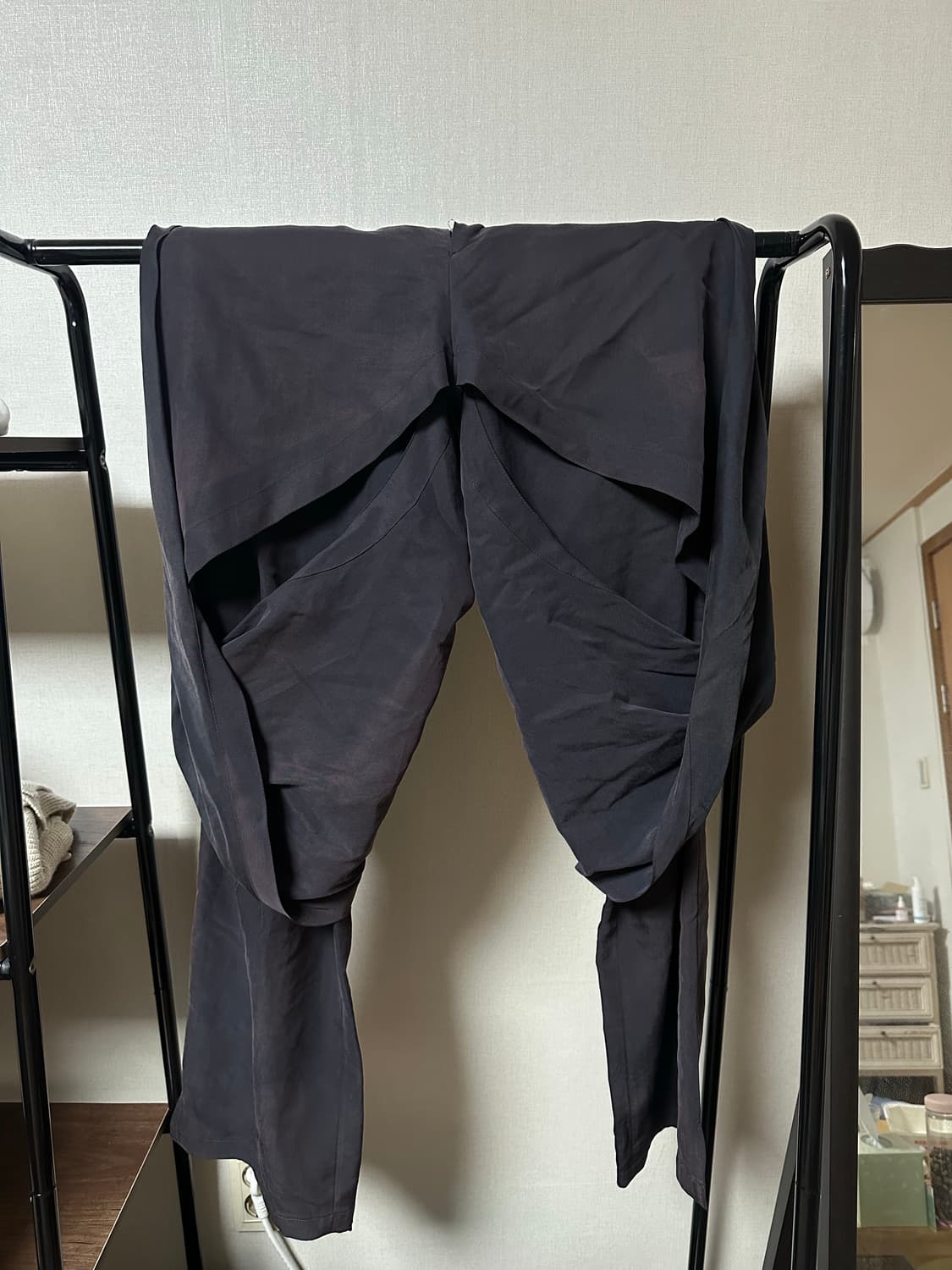 [S] Jiyongkim 드레이프 트라우저 22aw 상품이미지3