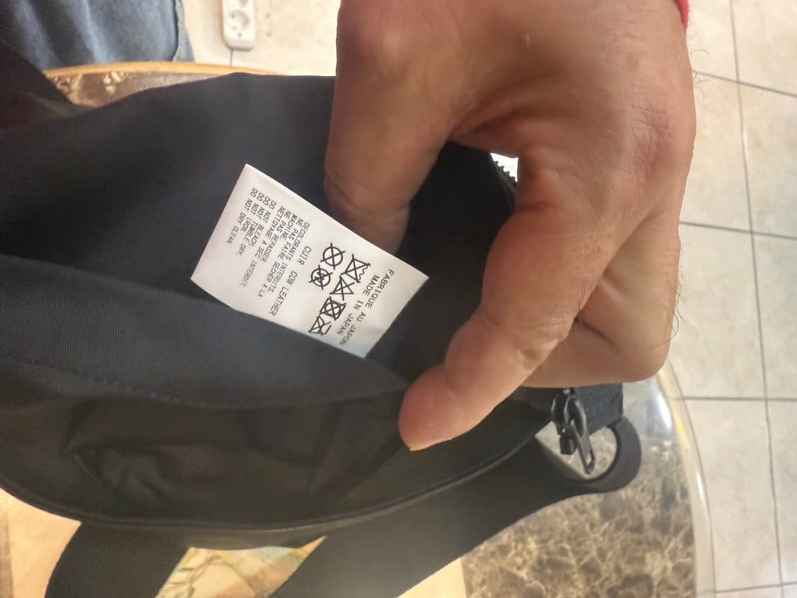 정품 요지야마모토 크로스백 팝니다 상품이미지9