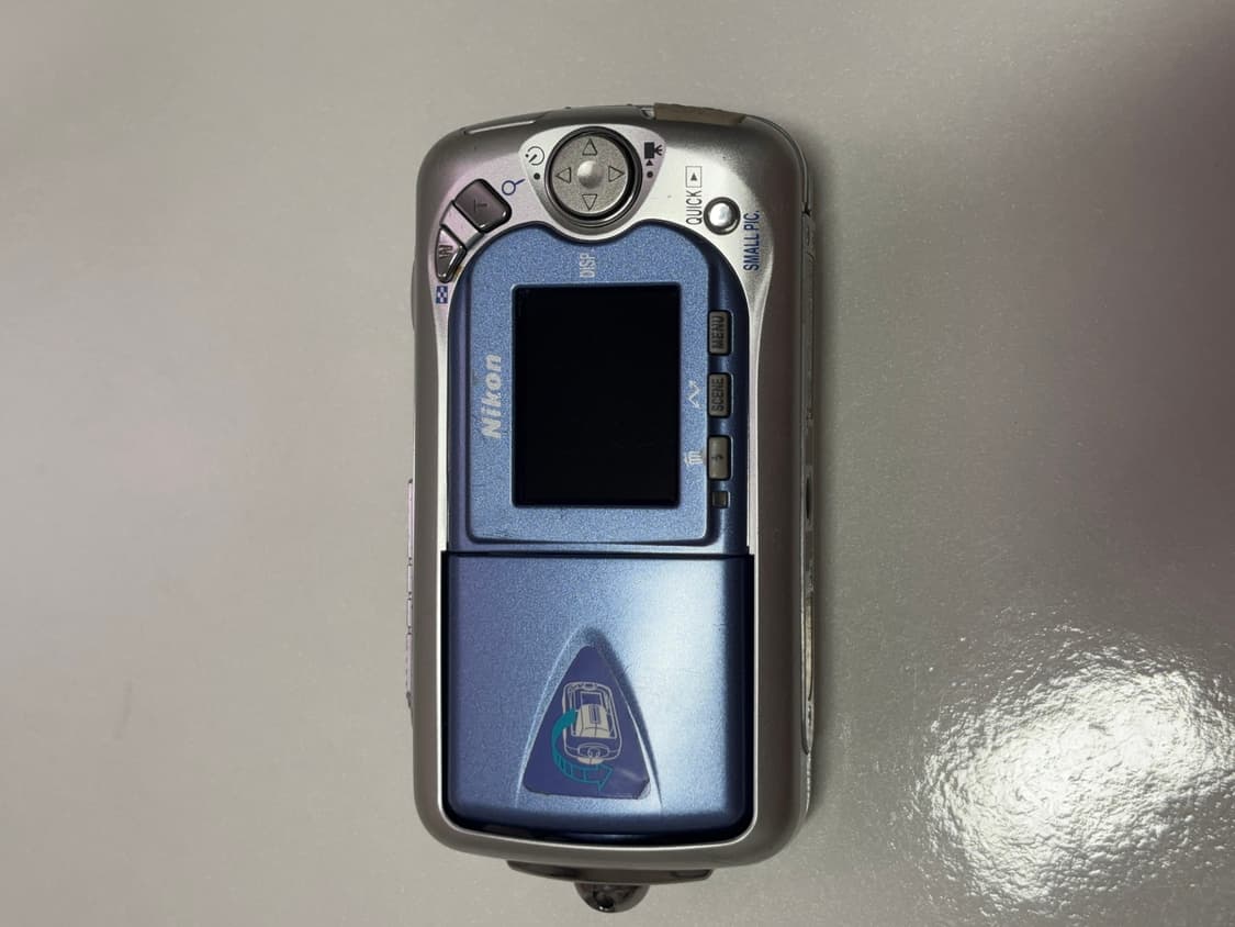 니콘 Coolpix 2500 황조지 카메라 상품이미지2