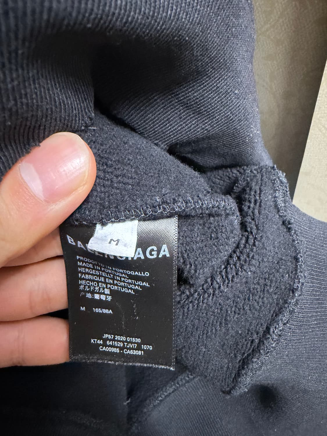 발렌시아가 마라톤 후드 블랙 상품이미지5