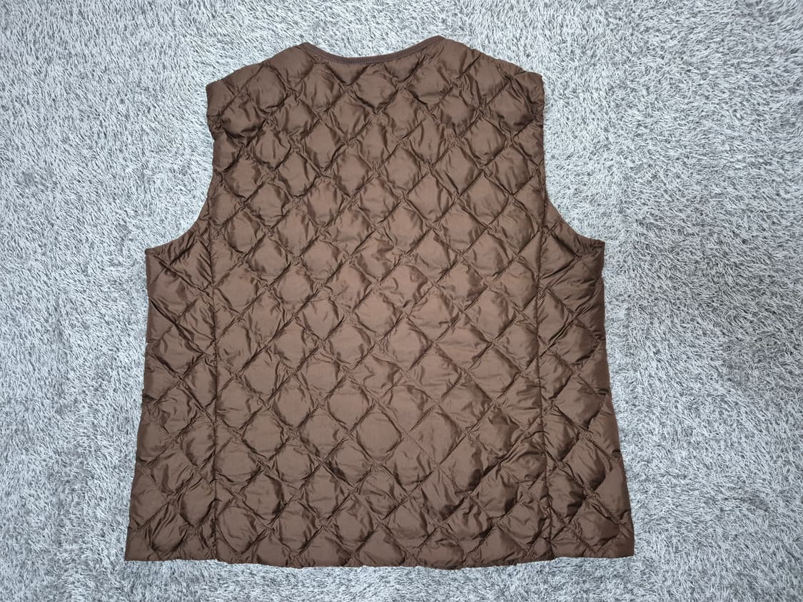 유니클로 여성 경량 패딩조끼 XL 상품이미지3