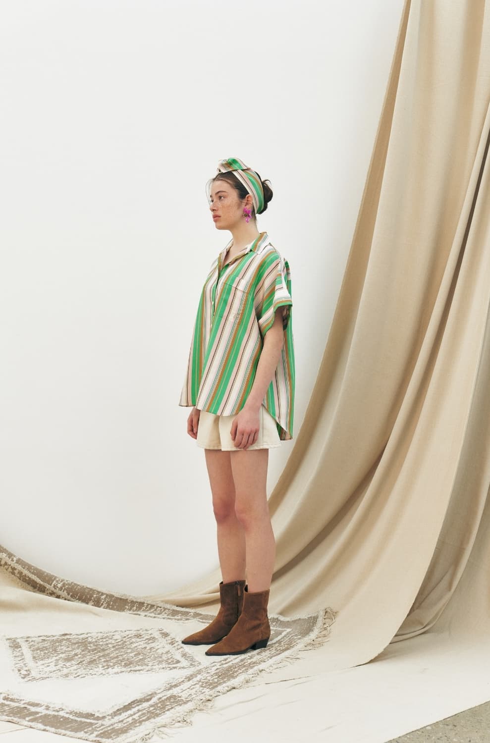 [새상품]KUME 쿠메 오버사이즈 롤업 하프슬리브 셔츠 멀티스트라이프 상품이미지4