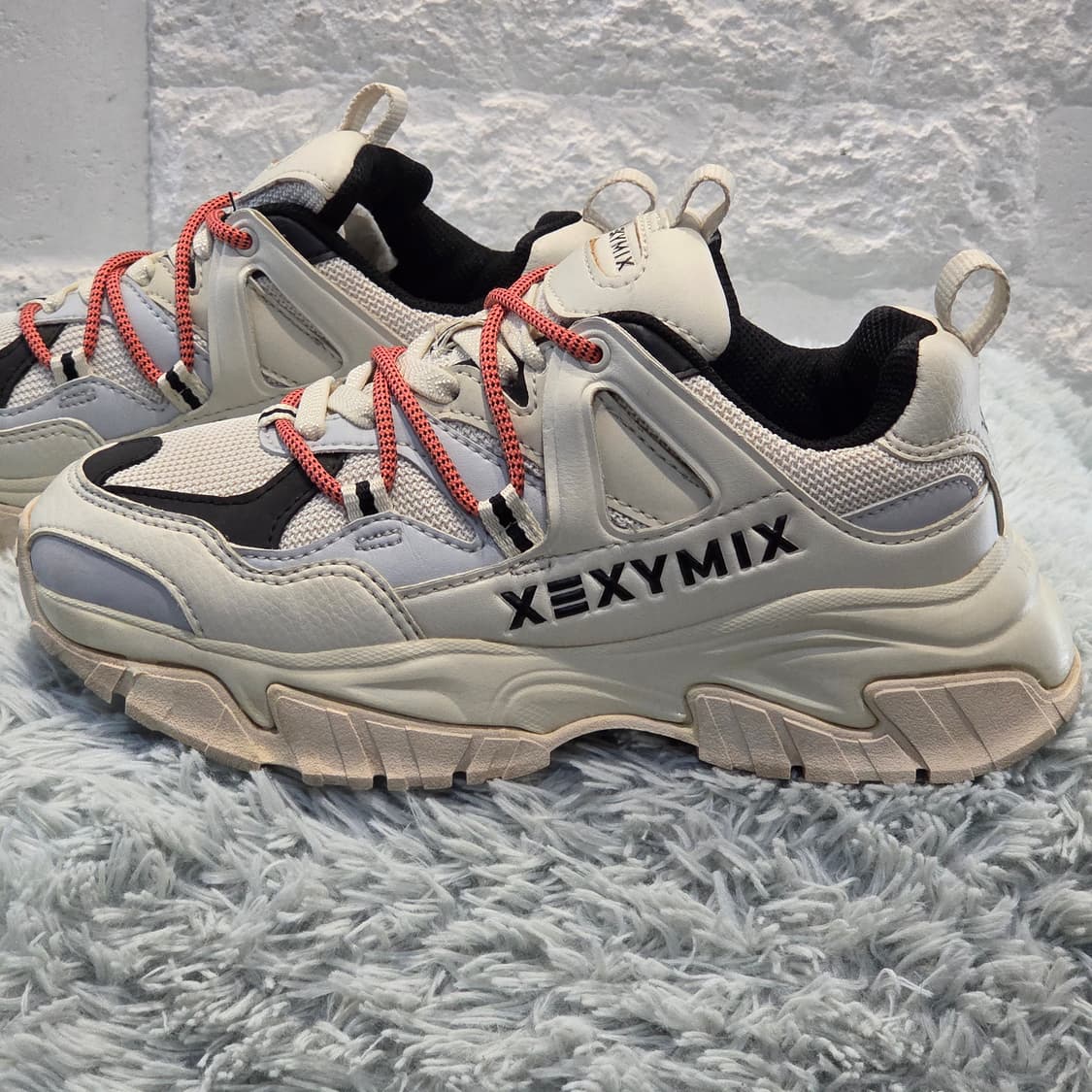 1q-3:젝시믹스 청키 트레일 스니커즈 아이보리 (230mm) 상품이미지2