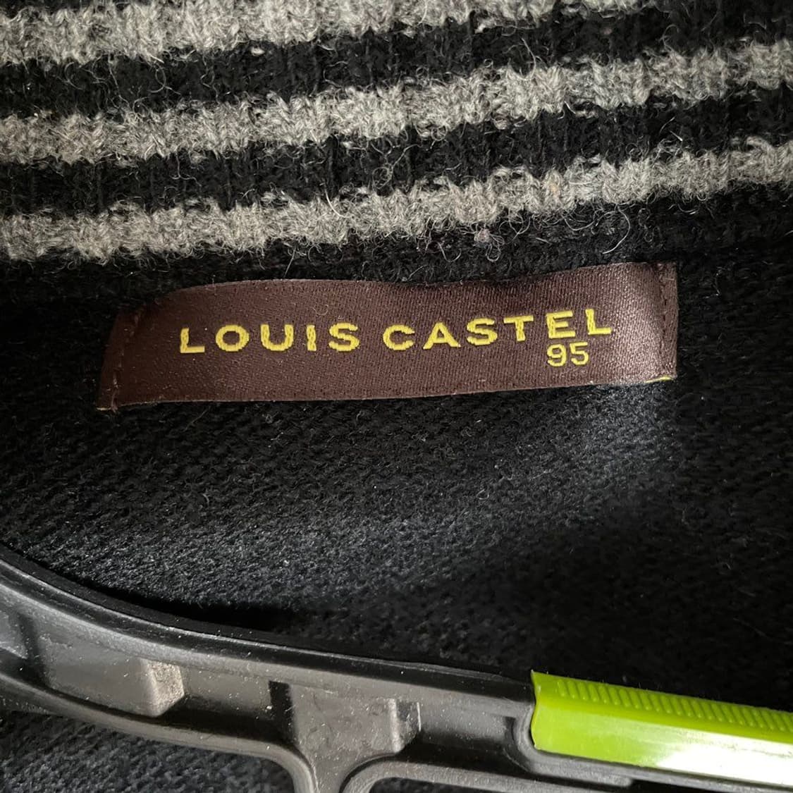 루이까스텔  반집업 니트 상품이미지5