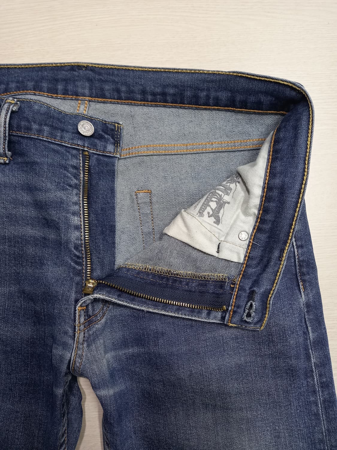 34 리바이스513 워싱 스판 슬림일자진 34-540 상품이미지8