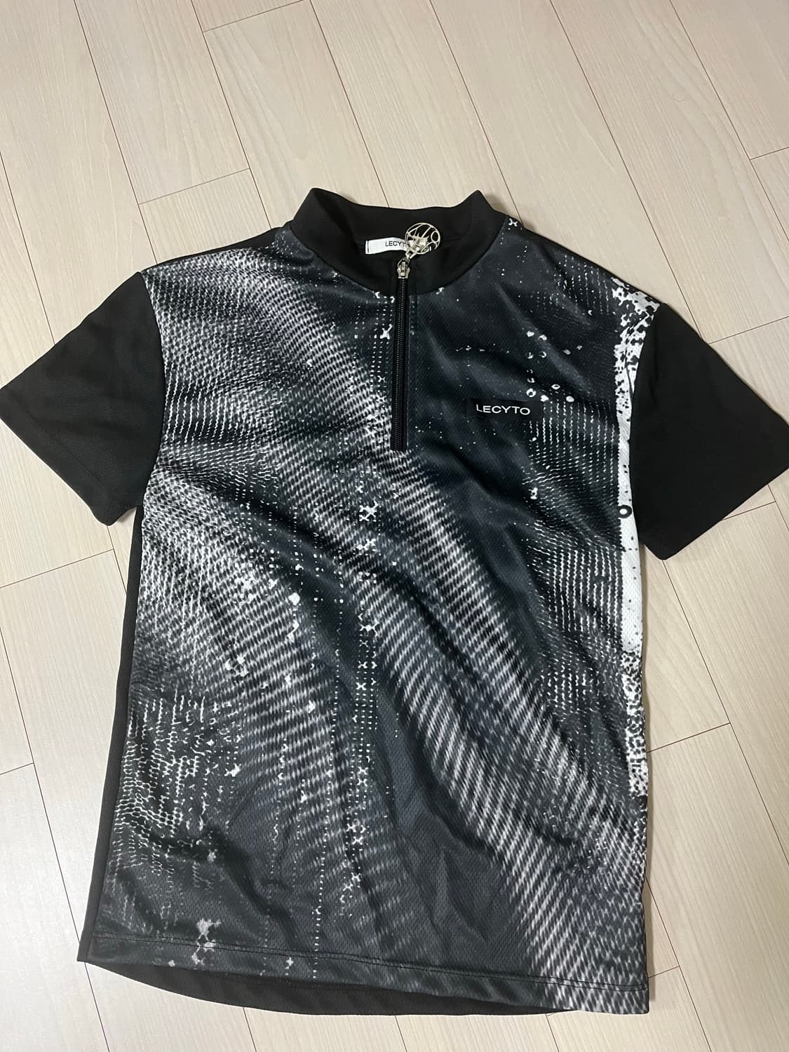 Vapor Half Zip-Up T-Shirt_[Black] 상품이미지2