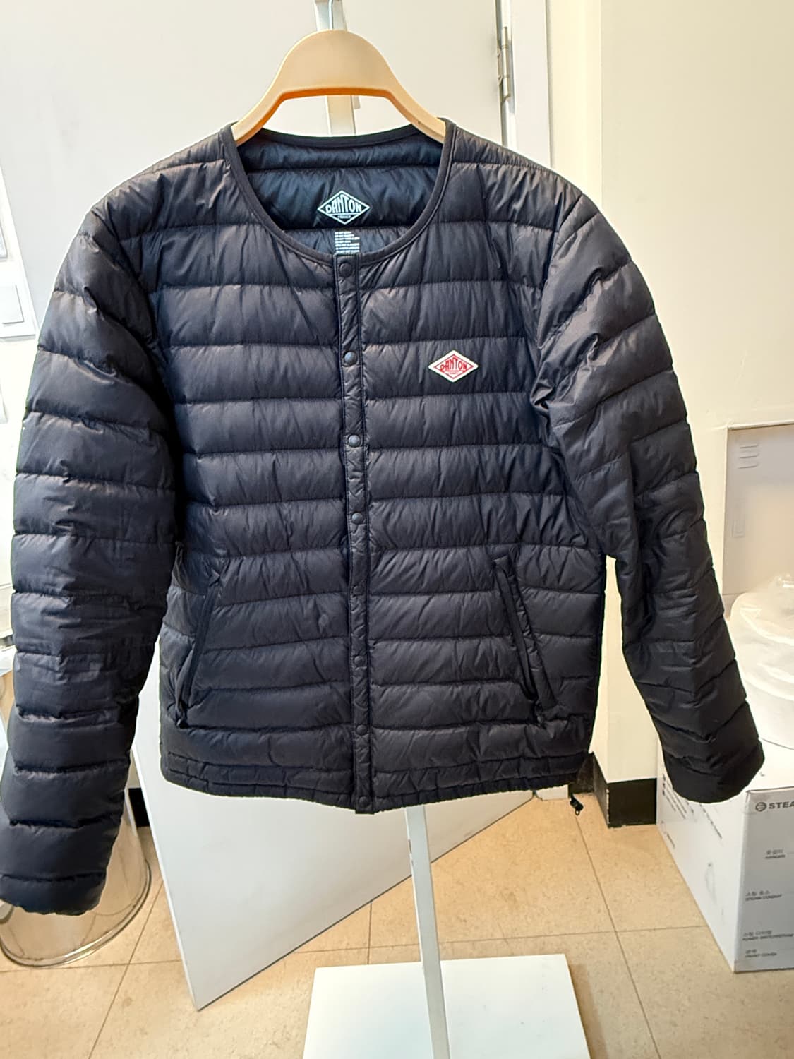 단톤 이너 다운 크루넥 경량패딩 자켓 42 블랙 상품이미지1