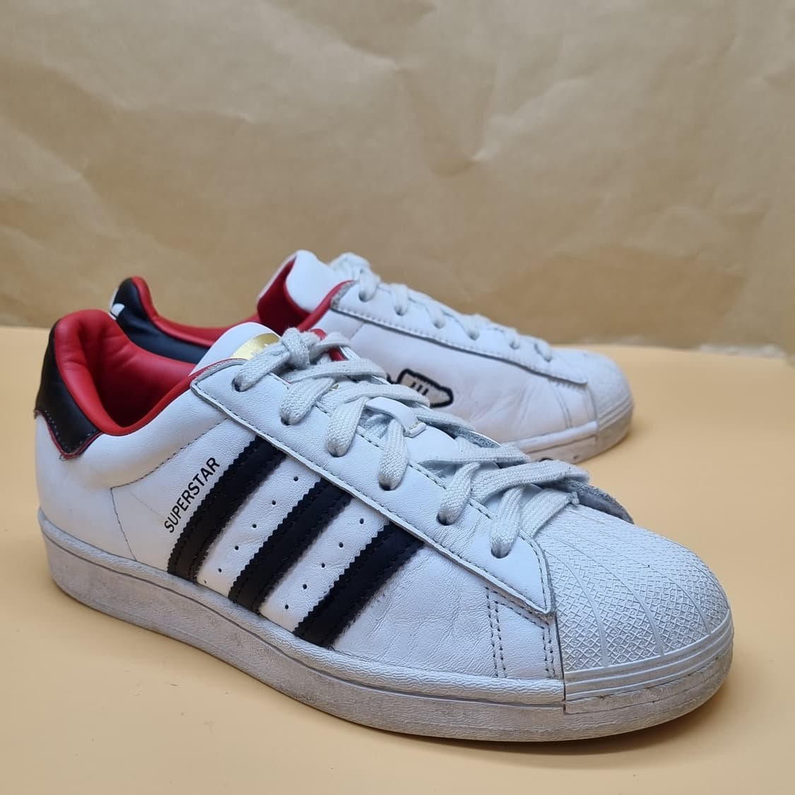 아디다스 슈퍼스타 v-day 스니커즈240 상품이미지1