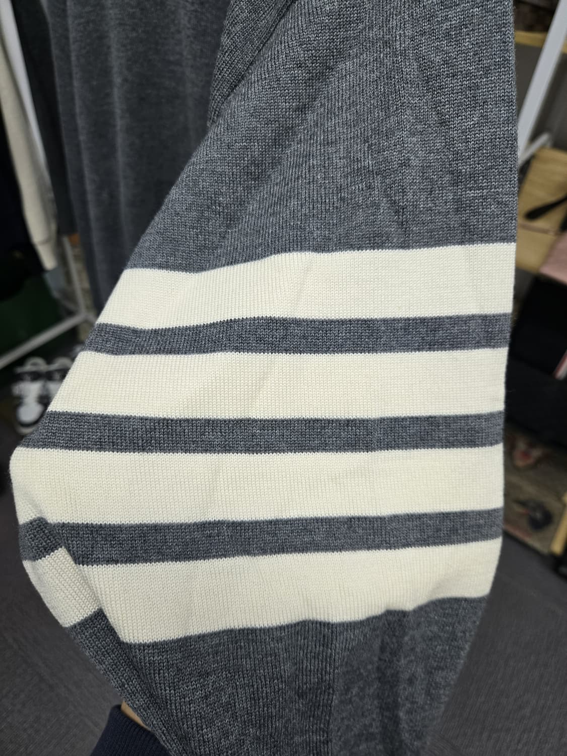 [A급컨디션]톰브라운 밀라노 니트 5사이즈 상품이미지3