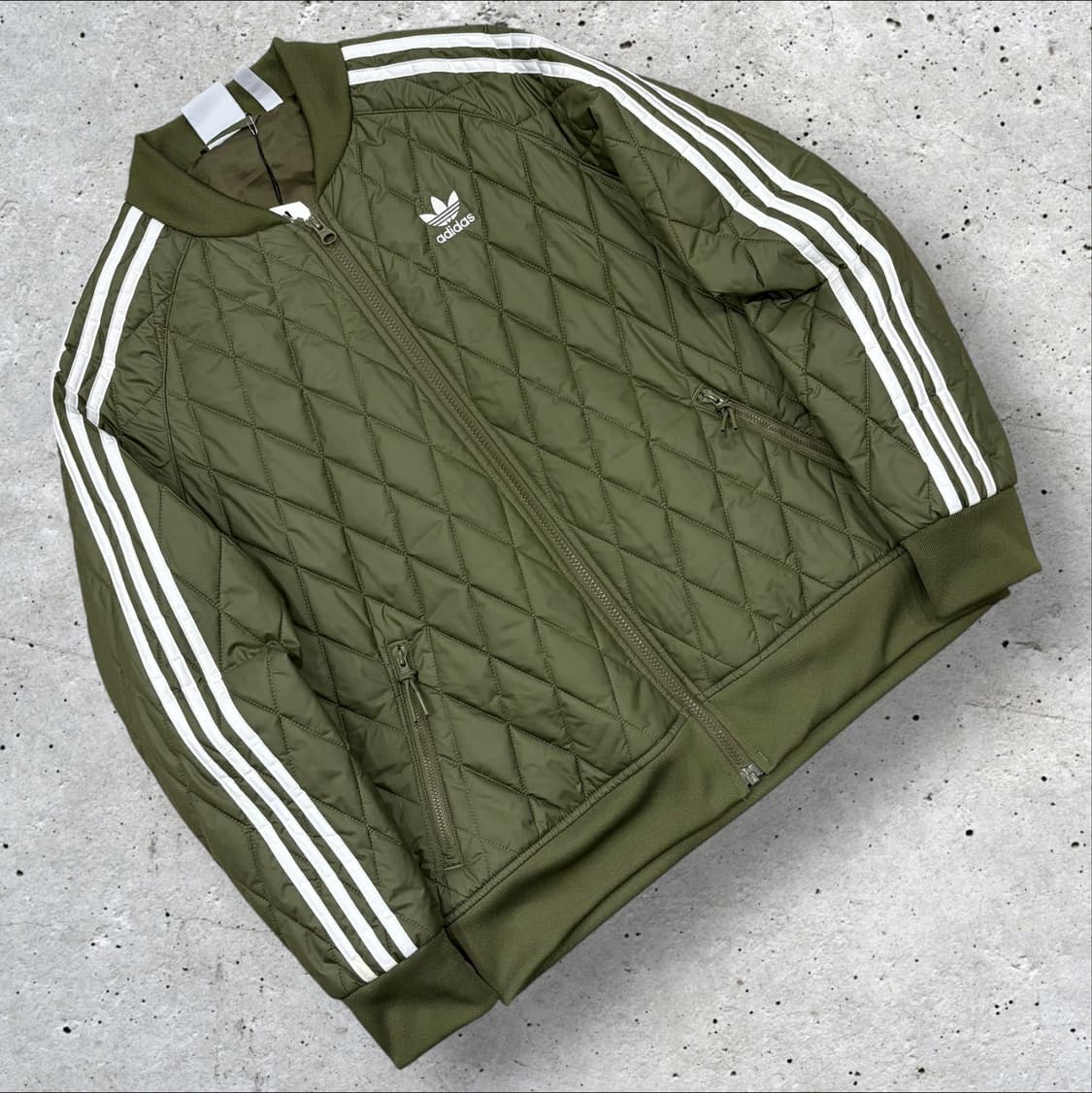 [S] 아디다스 3선 퀼팅 패딩 자켓 카키 C648 상품이미지1