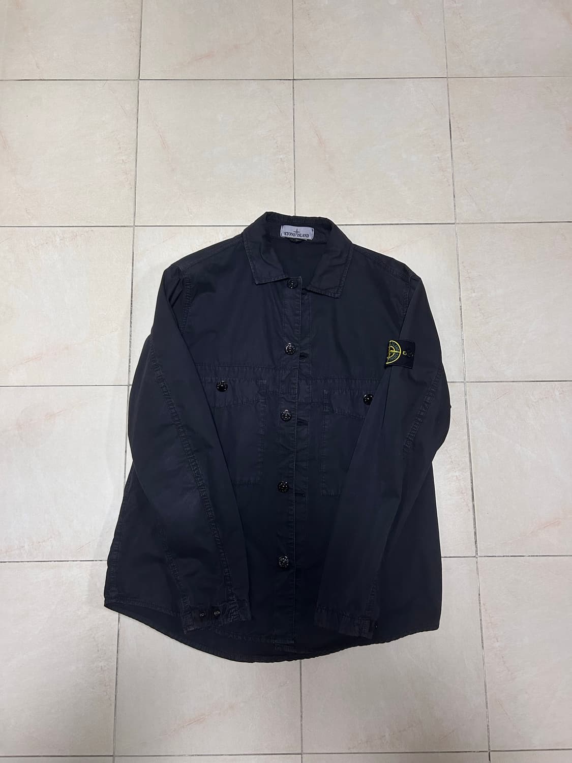 스톤 아일랜드 110WN 올드이펙트 오버셔츠 블랙 미디움 상품이미지1