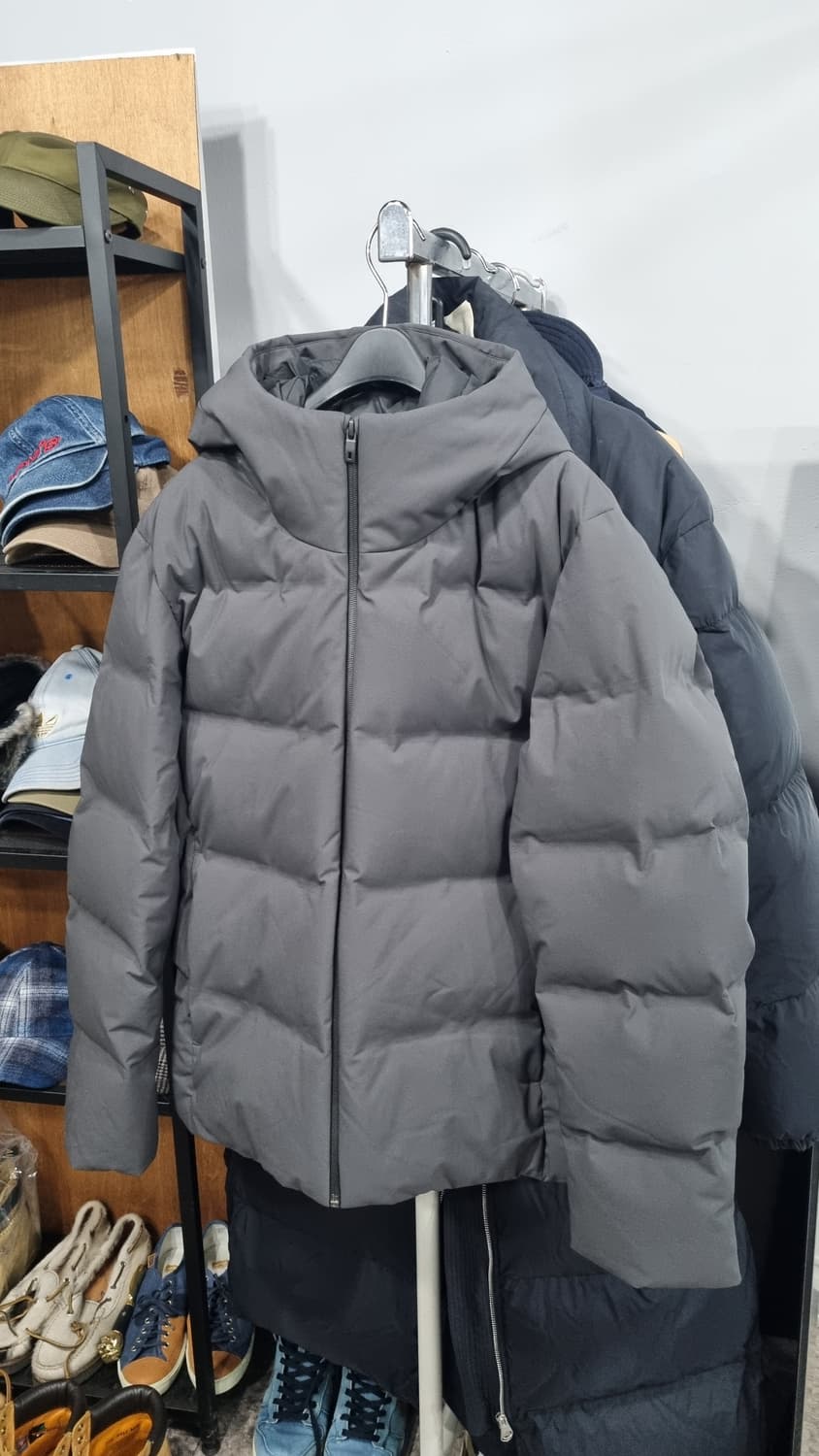 유니클로 심리스패딩 L사이즈(가슴단면54) 2번착용 상품이미지2