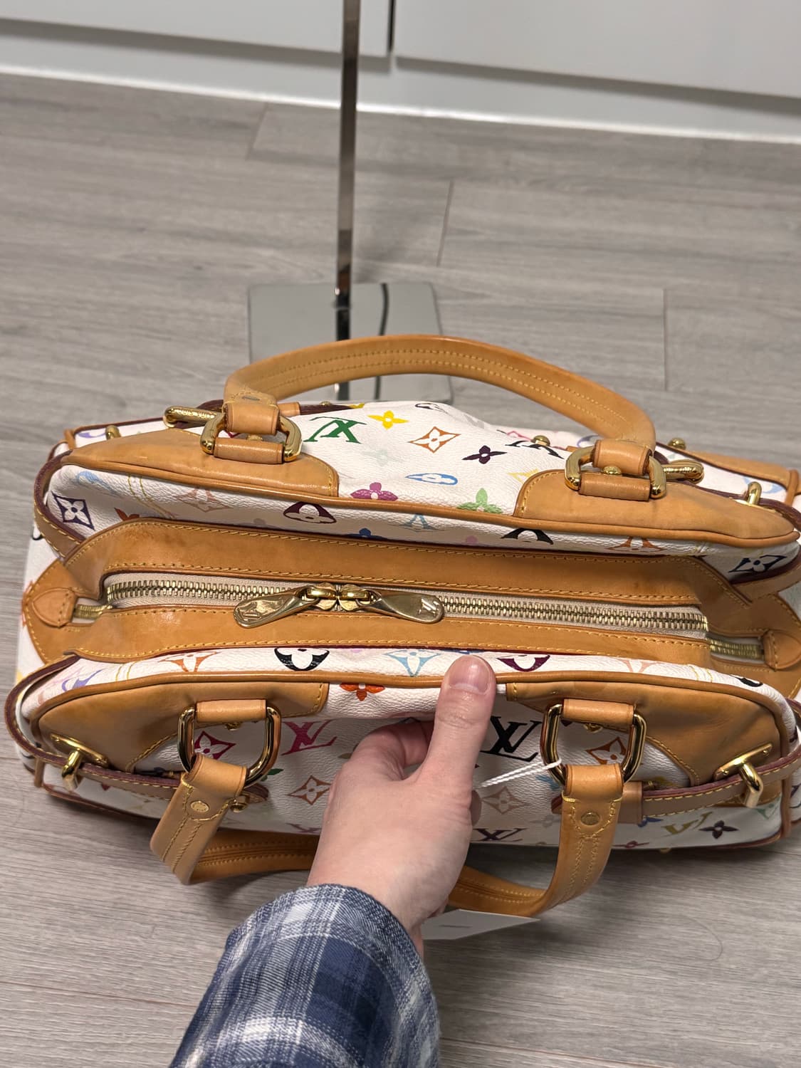 루이비통 멀티 테다pm 화이트 빈티지 숄더토트백 상태A- 상품이미지8