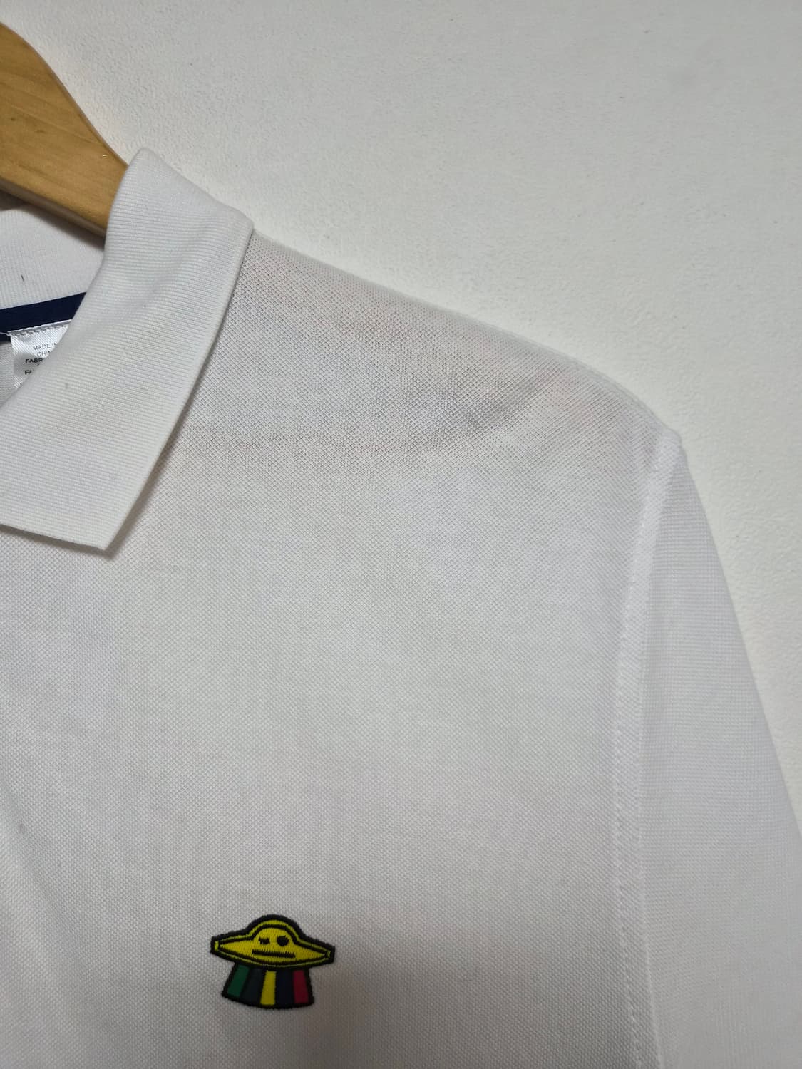 폴스미스PaulSmith UFO로고 화이트 카리티 M - T115 상품이미지3