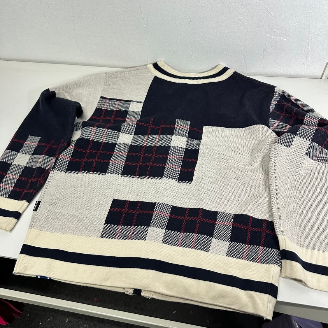 S 95 로맨틱크라운 체크 브이넥 가디건 상품이미지5