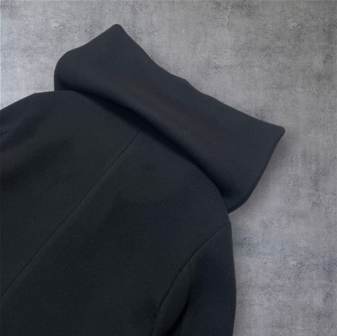 비뮤즈맨션 블랙 레더 리본 세일러 하프코트 34 상품이미지8