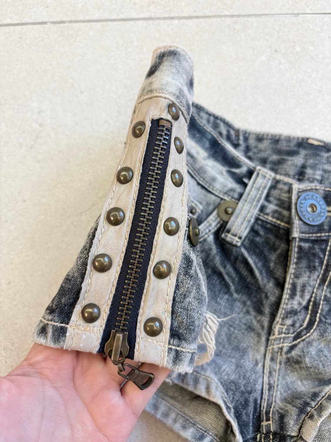 d.i.a. 데님 지퍼 디테일 숏츠 상품이미지3