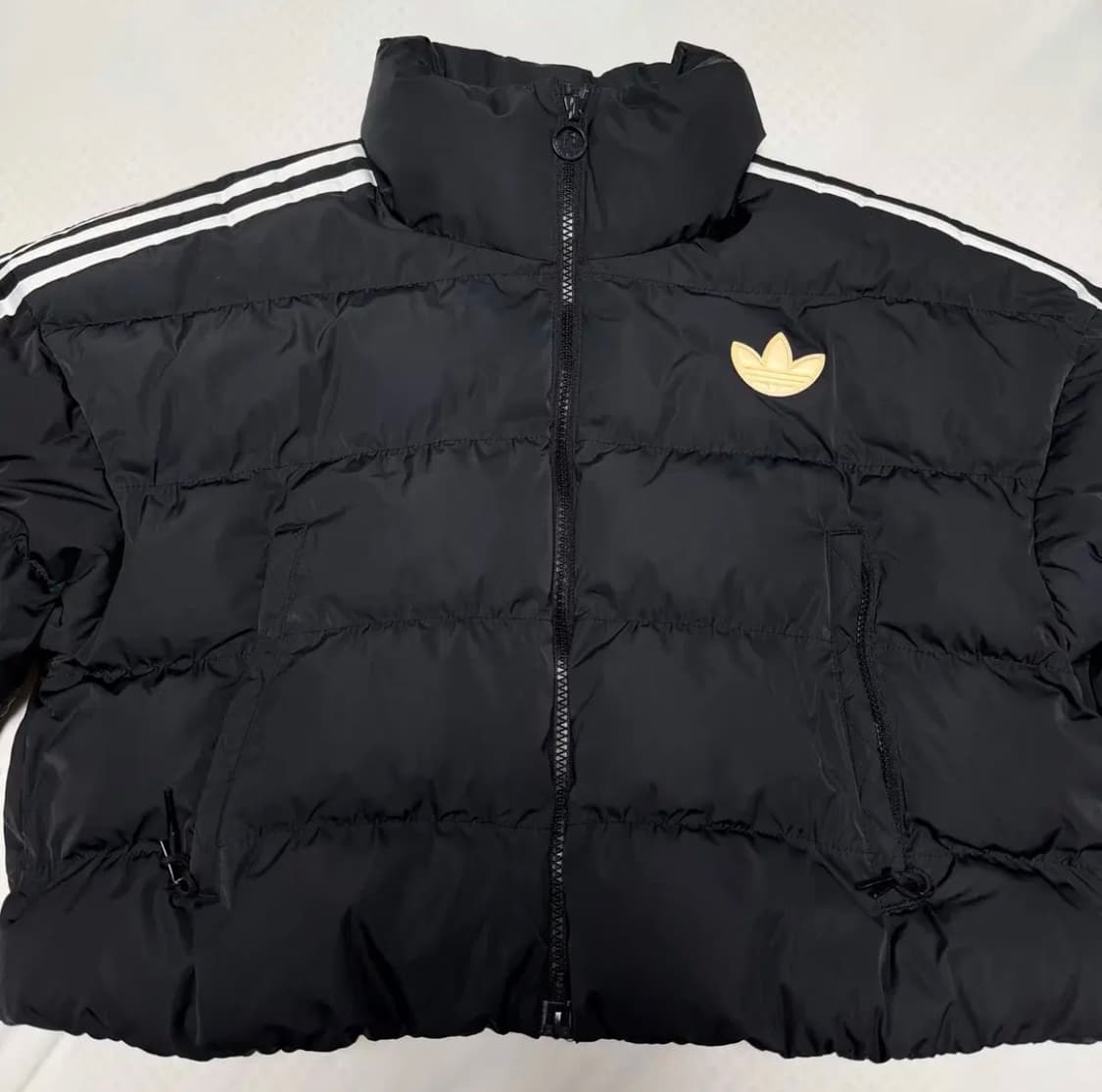 아디다스 여성용 숏 패딩 블랙 상품이미지4