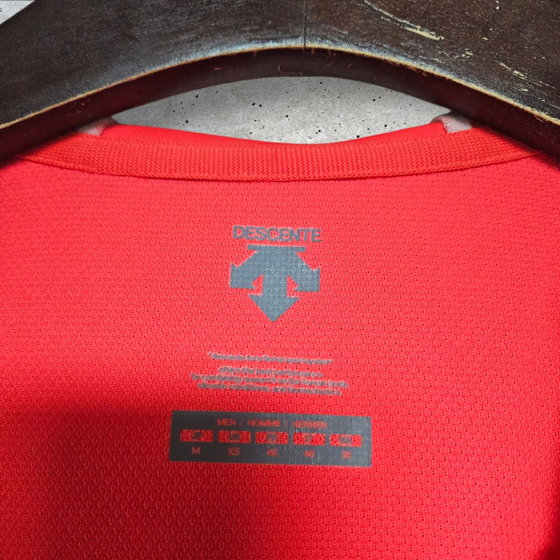 데상트 후드집업 바람막이 (95/M) 상품이미지3