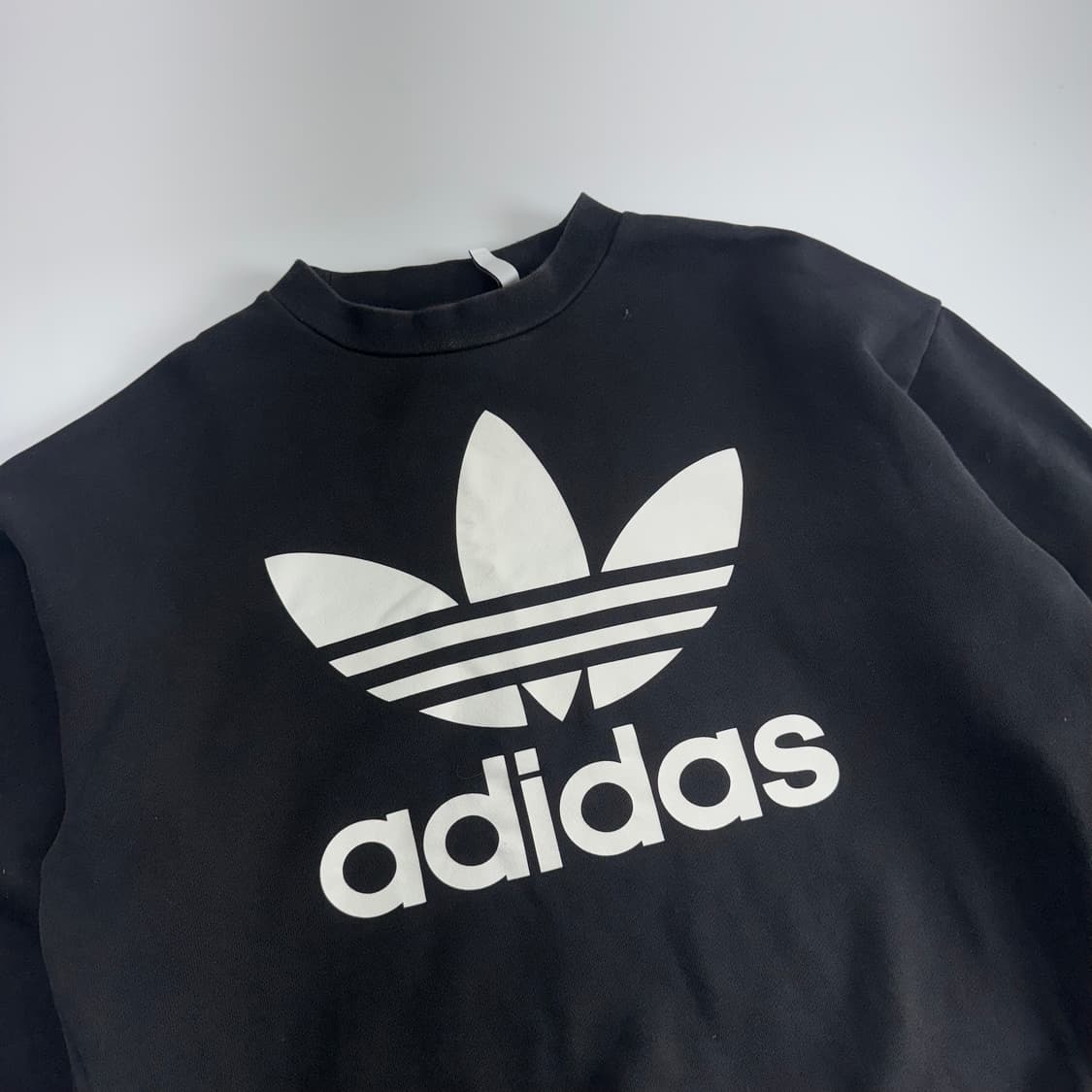 Adidas 아디다스 빅 파이어로고 블랙 맨투맨  상품이미지4