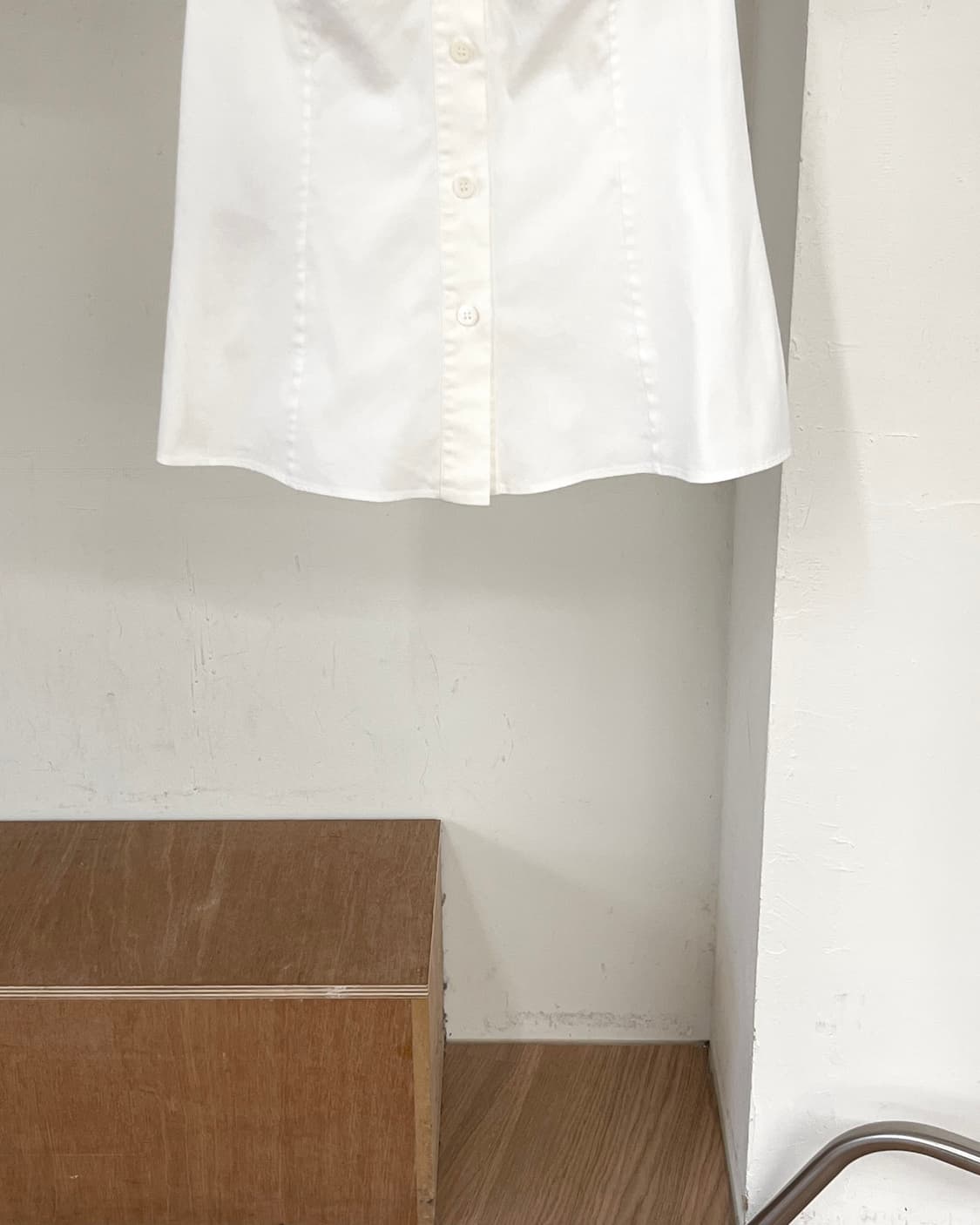 프라다 화이트 레이어드 숄더 하프 셔츠 상품이미지5