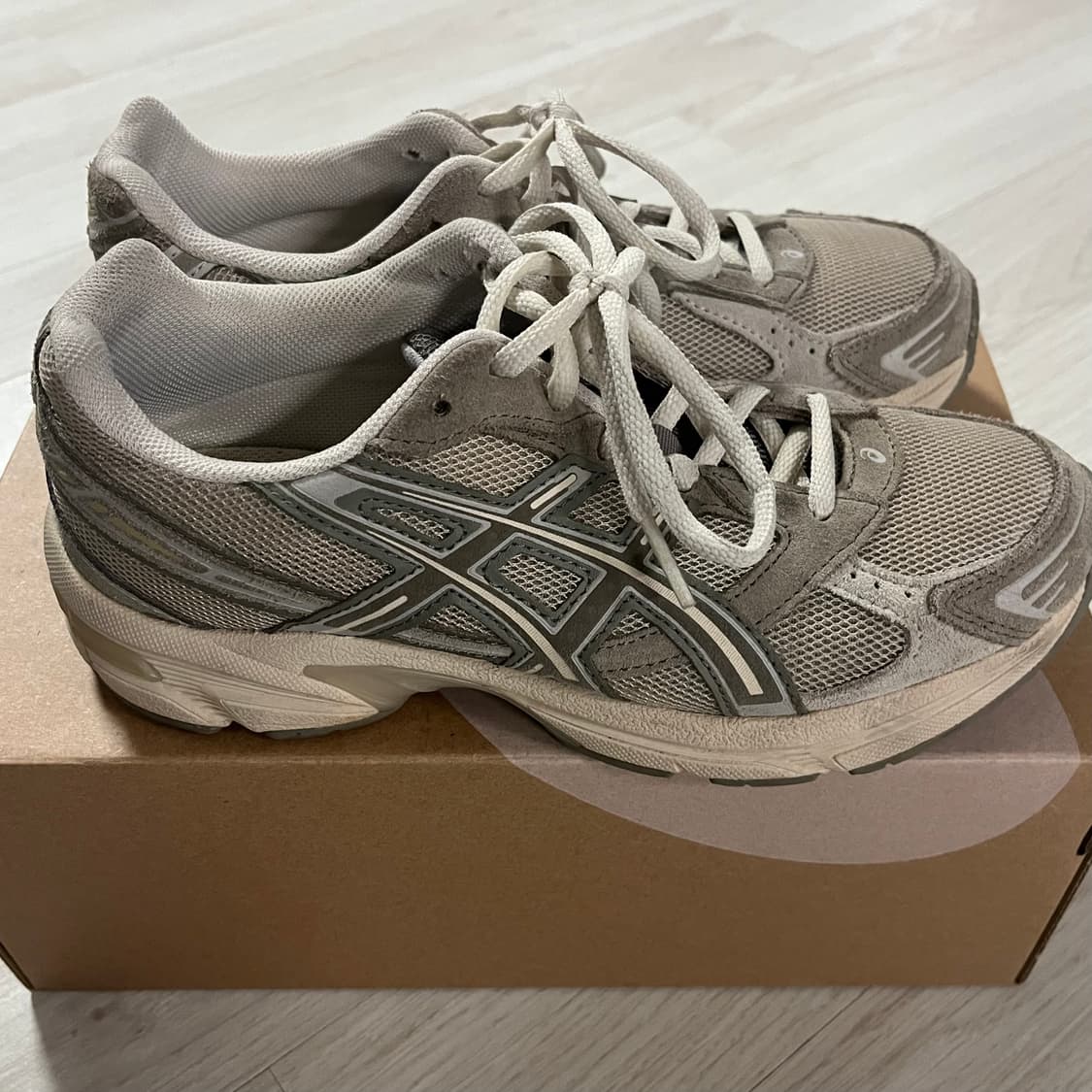 (245)아식스 젤1130 우드 크레이프 밍크 상품이미지4