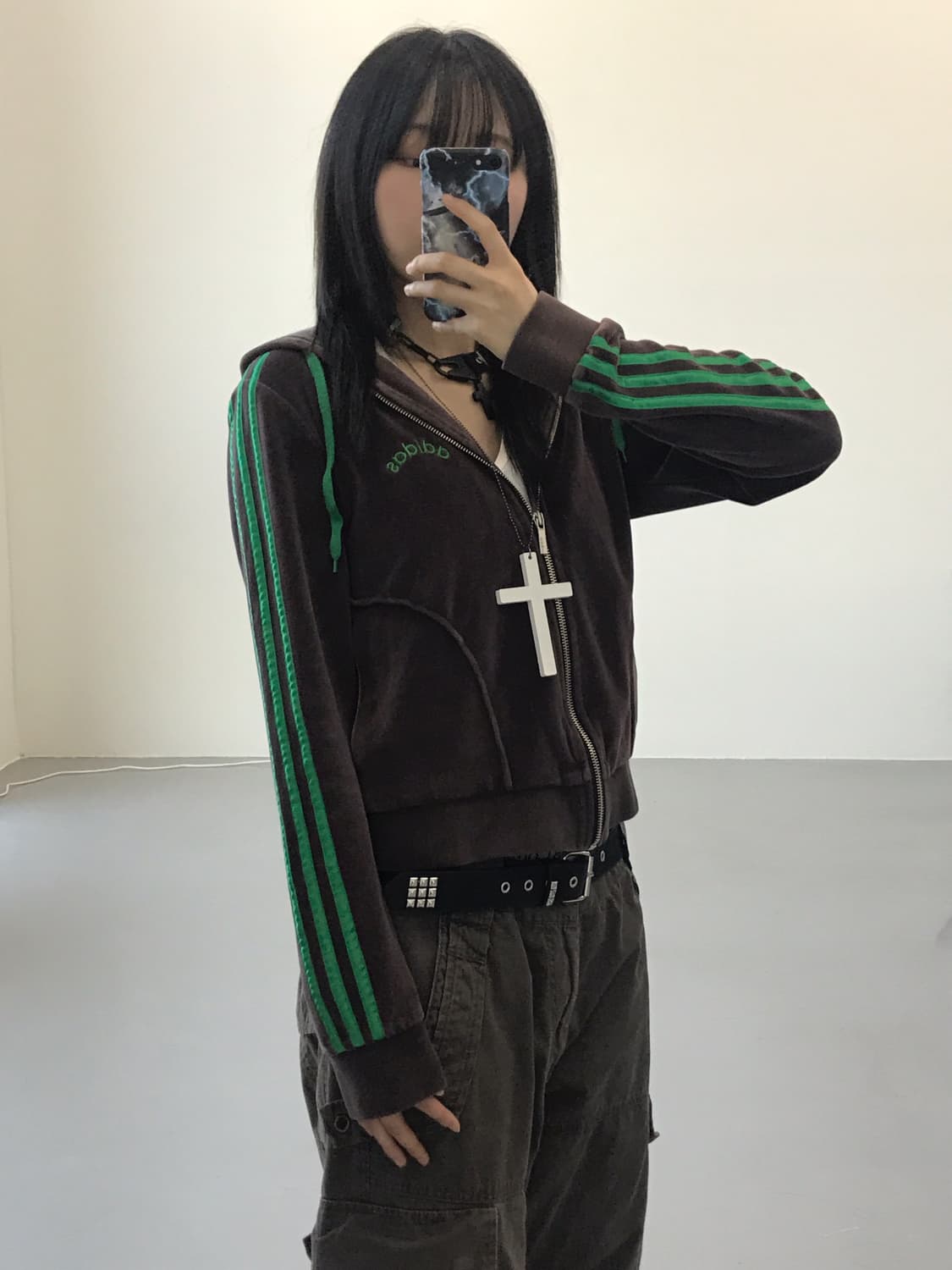 Adidas Velvet Zip Up Hoodies 상품이미지3