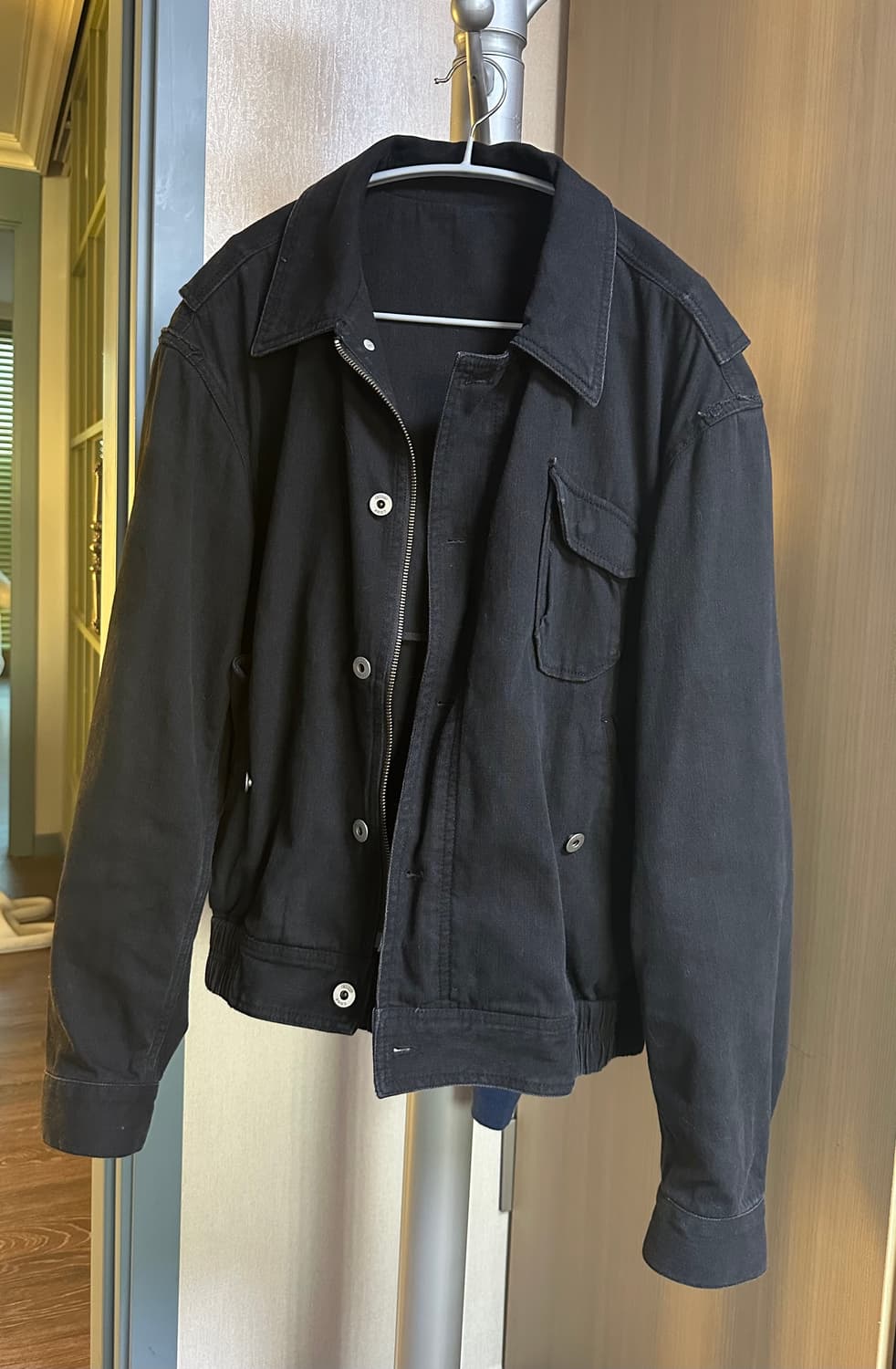 쿠어 데님 자켓 블랙 상품이미지1