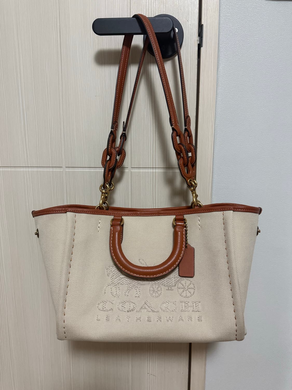 코치 토트백 상품이미지1