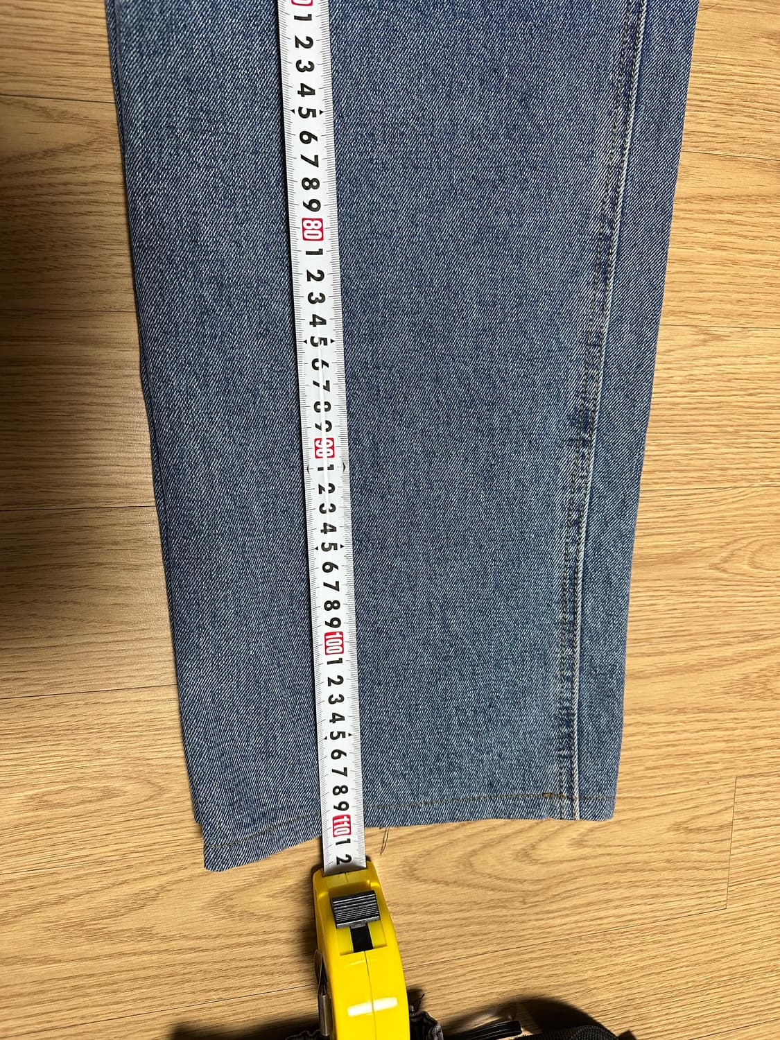 Bsrabbit 카펜터 루즈핏 데님 팬츠 딥블루 상품이미지4