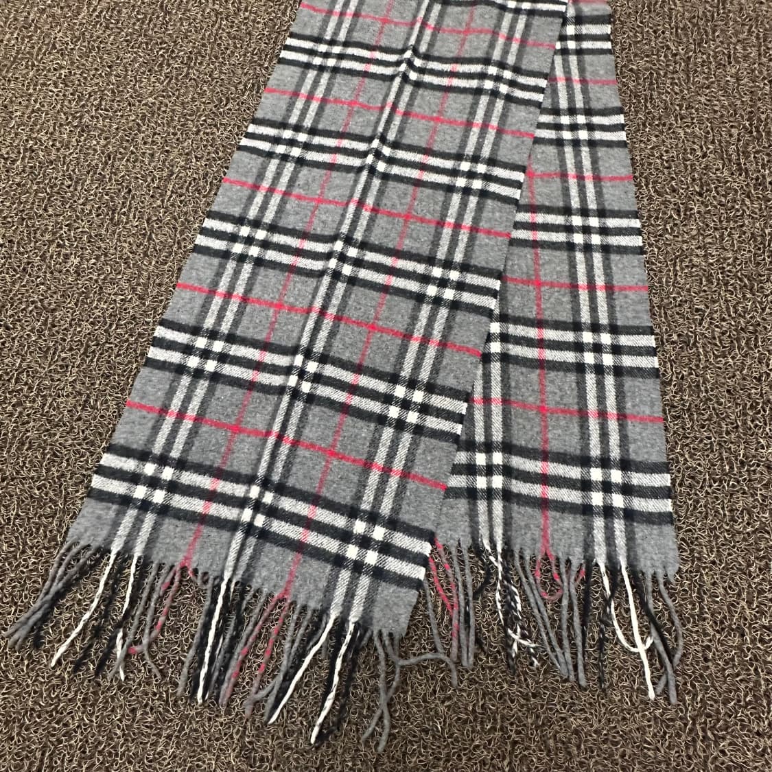 버버리 램스울 체크 머플러 목도리 상품이미지9