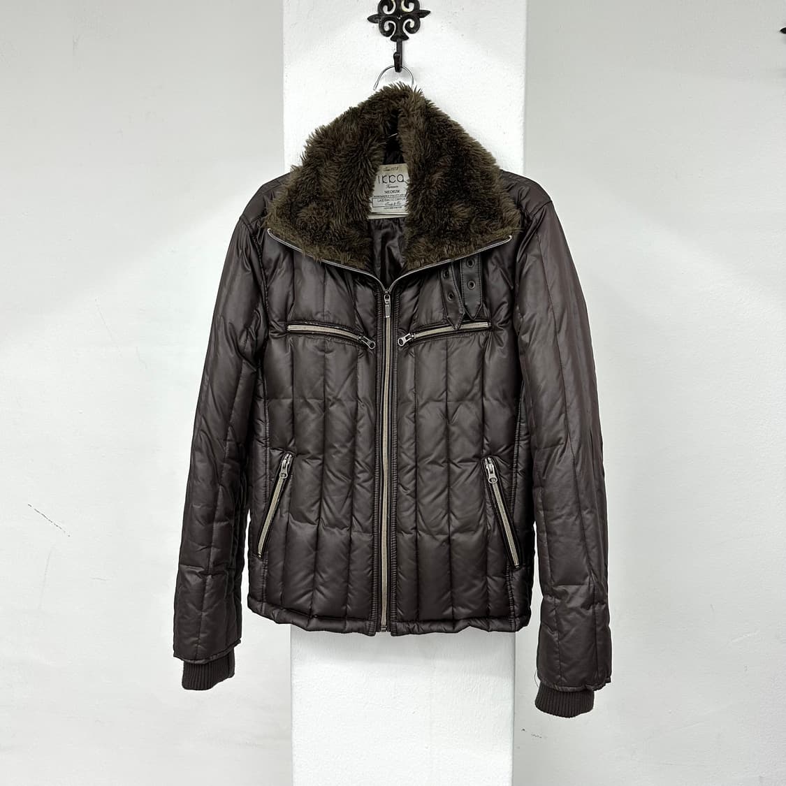 ikca brown fur down jacket 상품이미지4