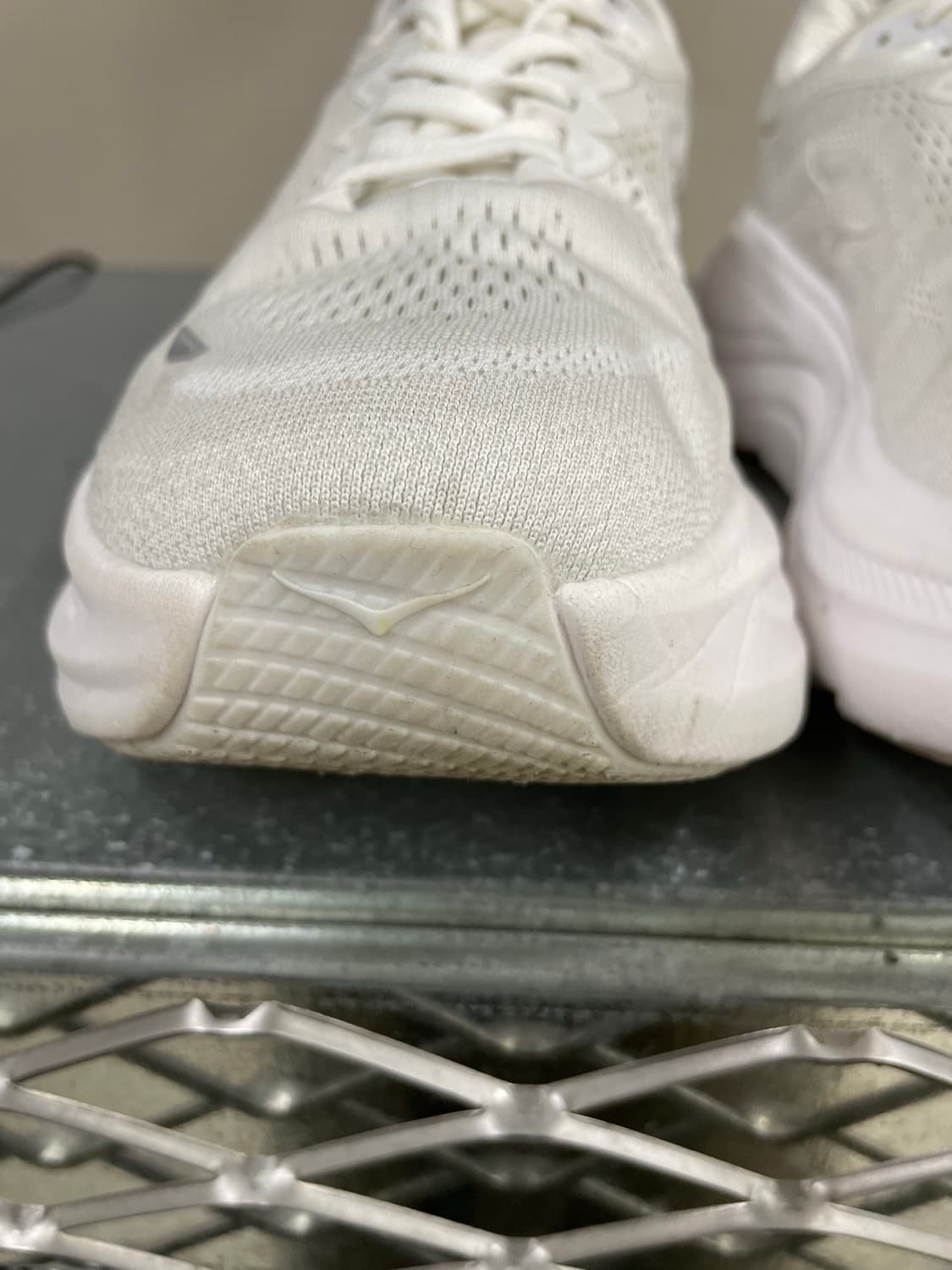 호카 본디8 화이트 270 (gr-4473) 상품이미지8