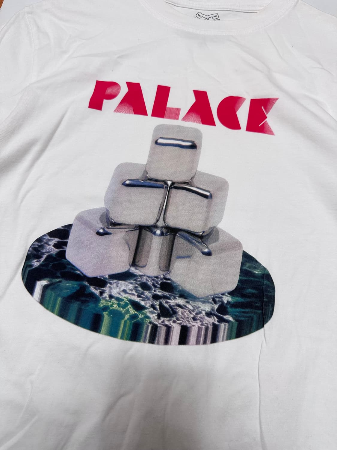 PALACE 팔라스 큐브 흰색 반팔티 상품이미지4